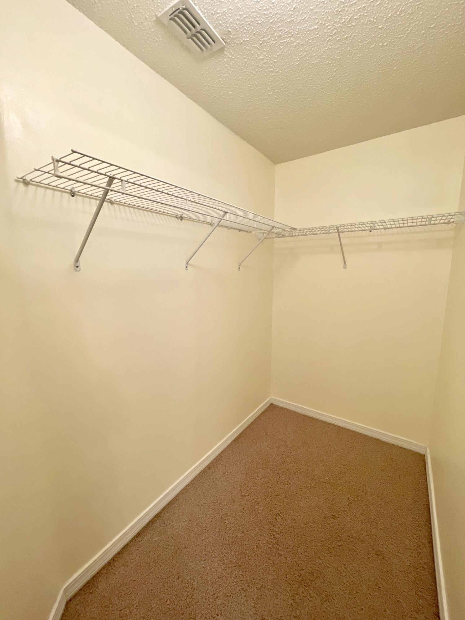 COUNTRYVIEW ESTATES 10TH ADDN - Residential