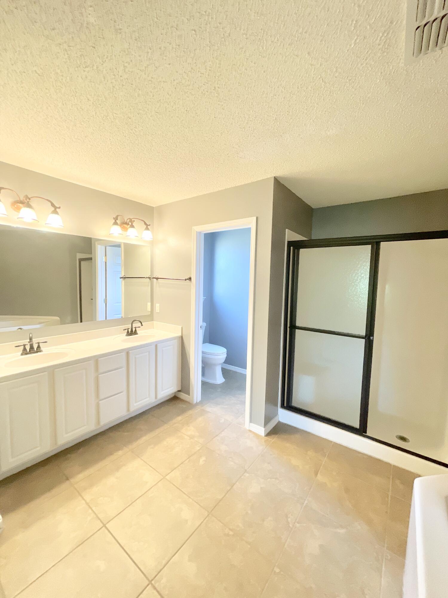 COUNTRYVIEW ESTATES 10TH ADDN - Residential