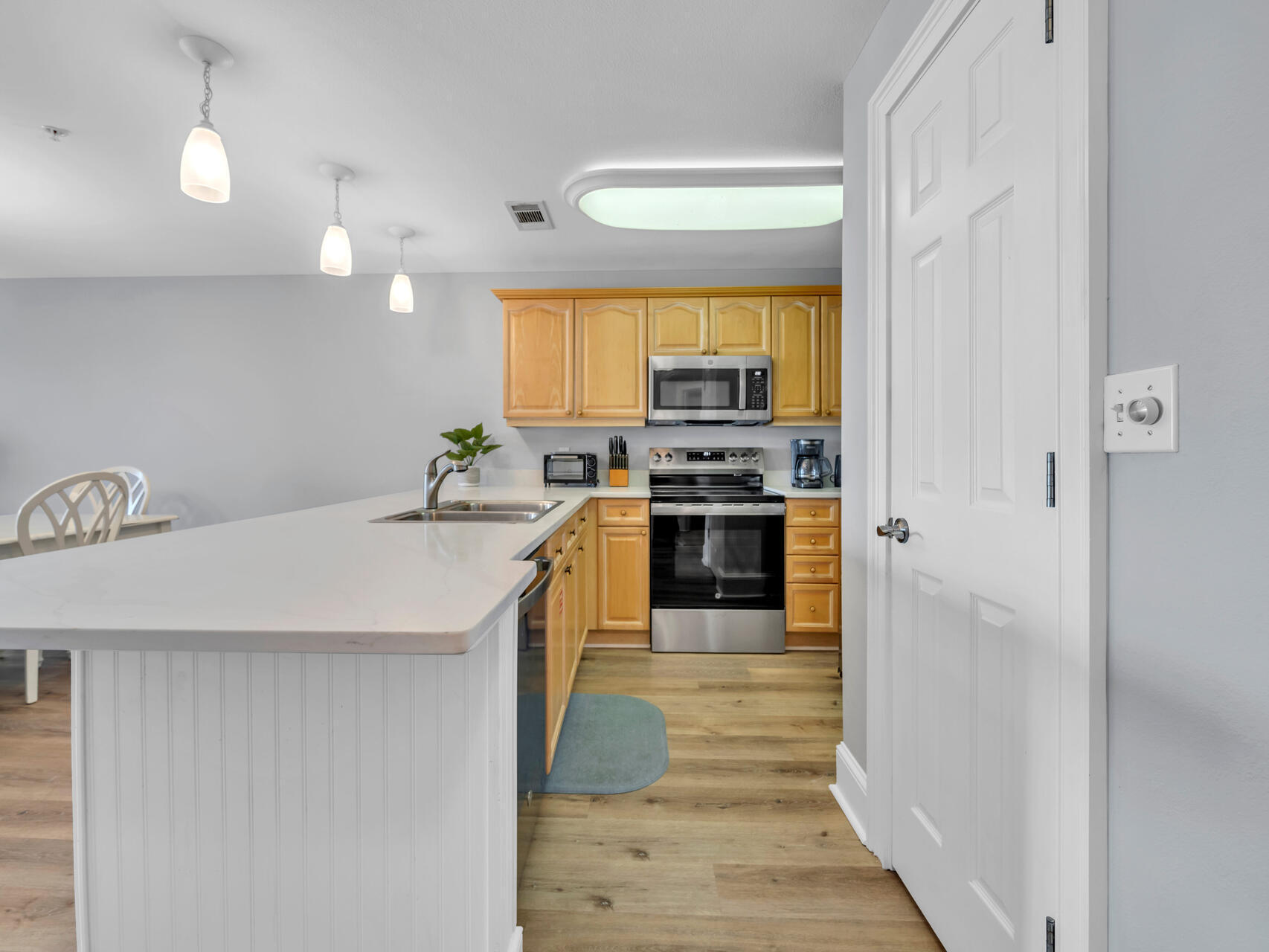 CRYSTAL DUNES CONDO - Residential