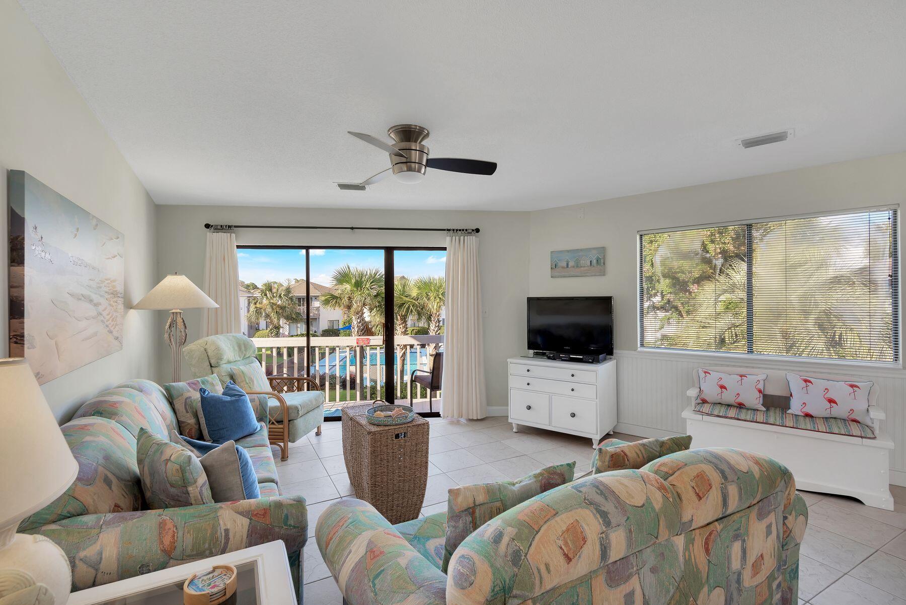 CRYSTAL VILLAGE CONDO PH 1 - Residential