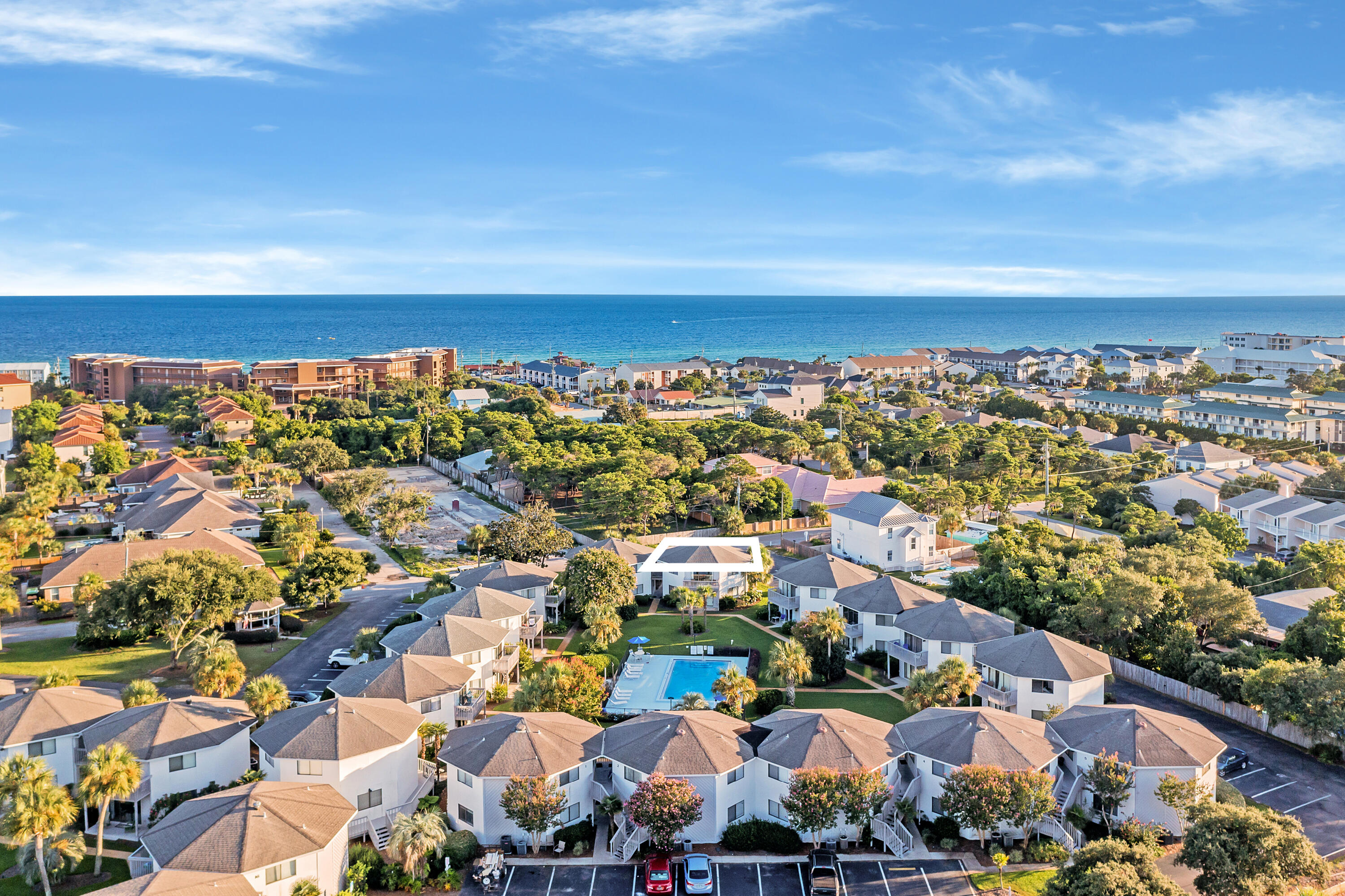 CRYSTAL VILLAGE CONDO PH 1 - Residential