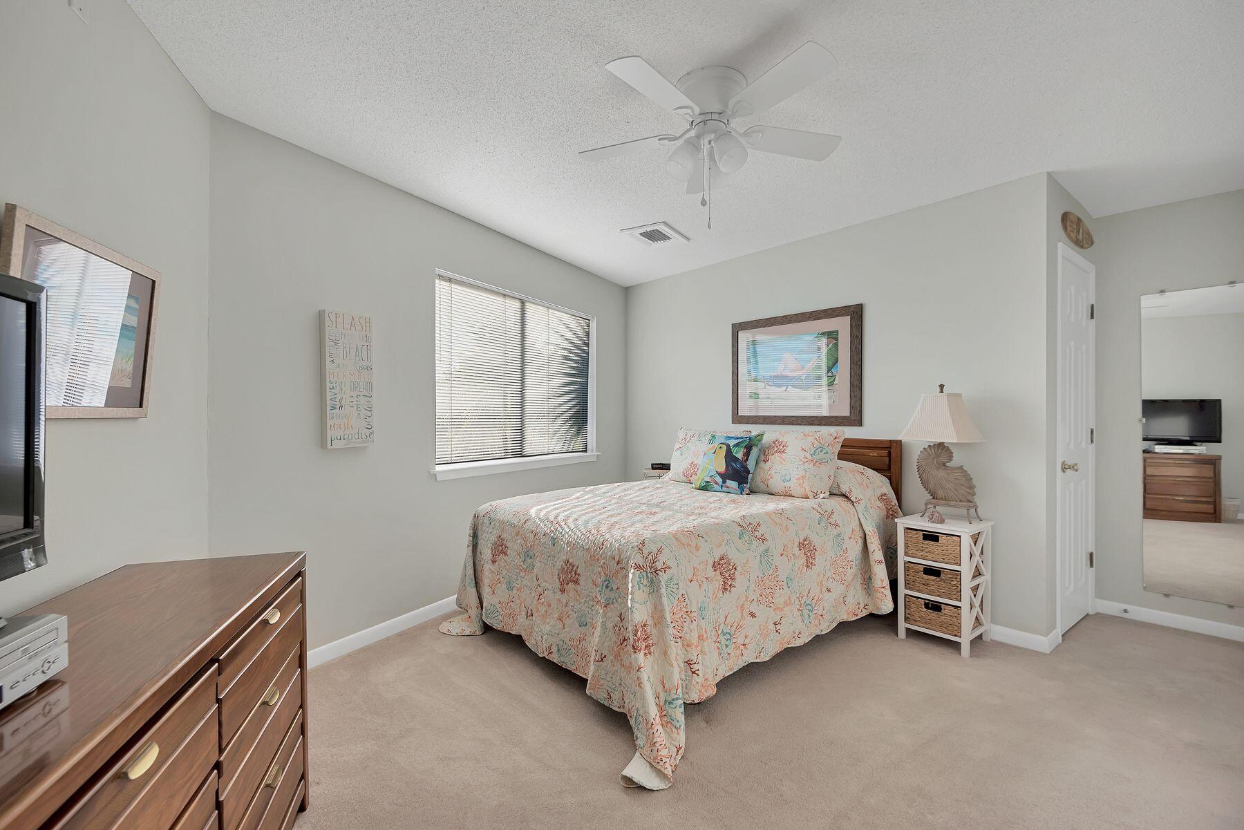 CRYSTAL VILLAGE CONDO PH 1 - Residential