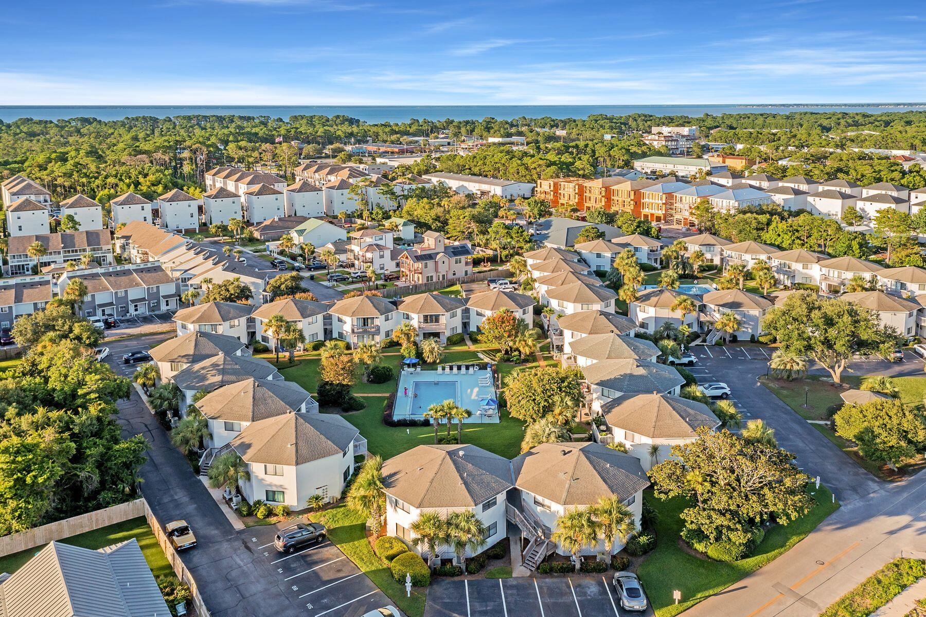 CRYSTAL VILLAGE CONDO PH 1 - Residential