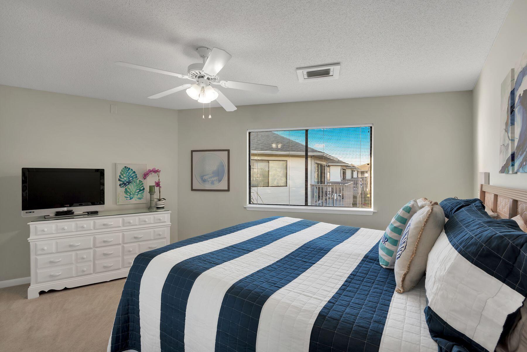 CRYSTAL VILLAGE CONDO PH 1 - Residential