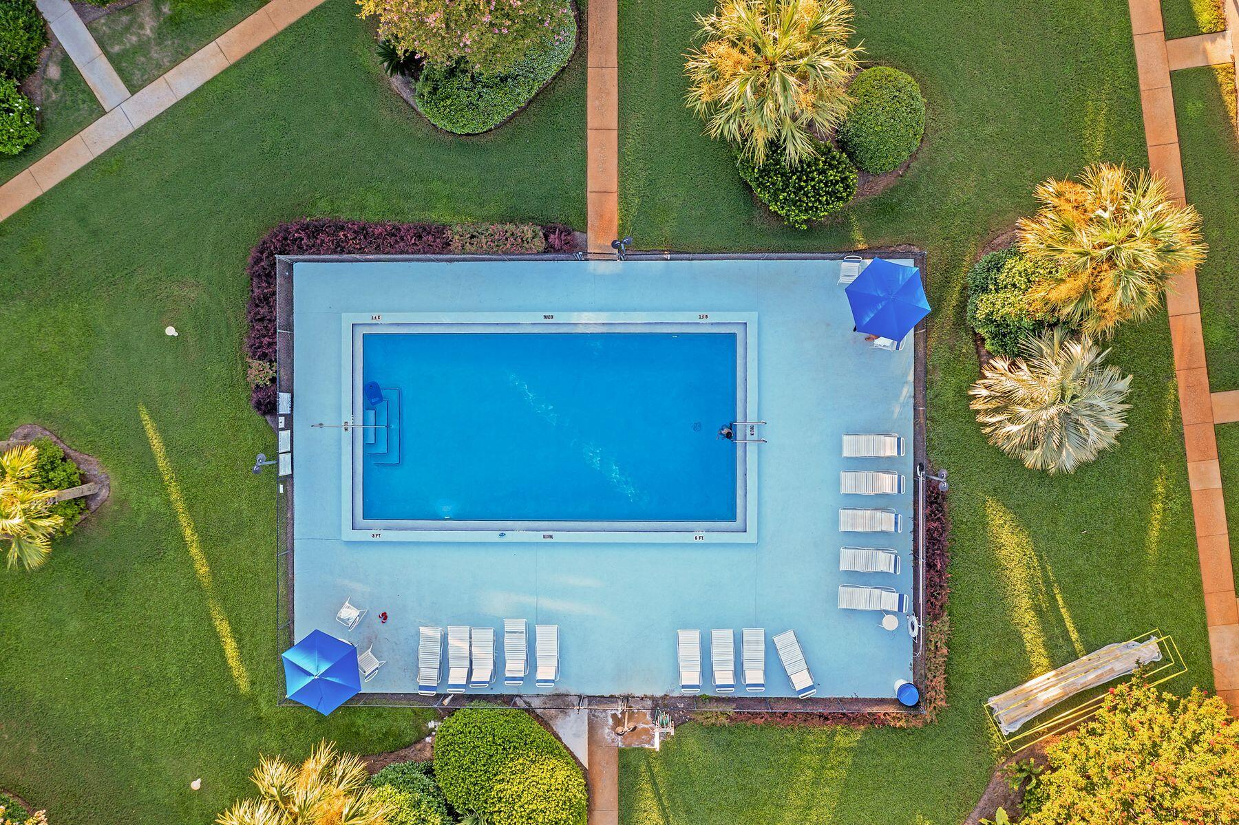 CRYSTAL VILLAGE CONDO PH 1 - Residential