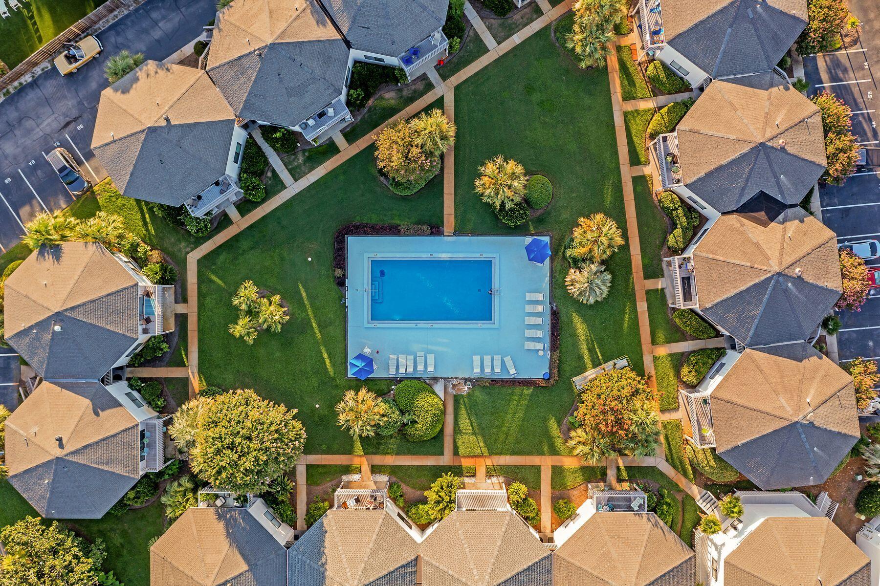 CRYSTAL VILLAGE CONDO PH 1 - Residential