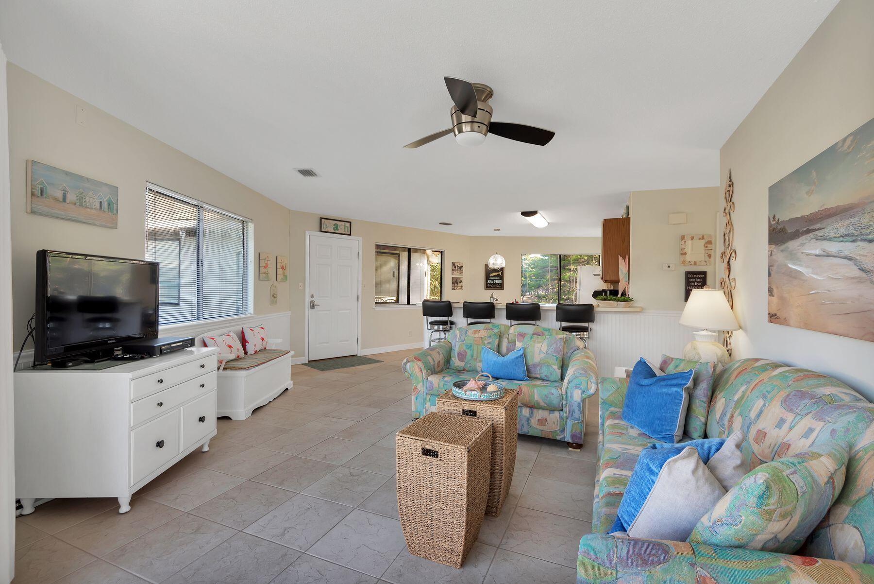 CRYSTAL VILLAGE CONDO PH 1 - Residential