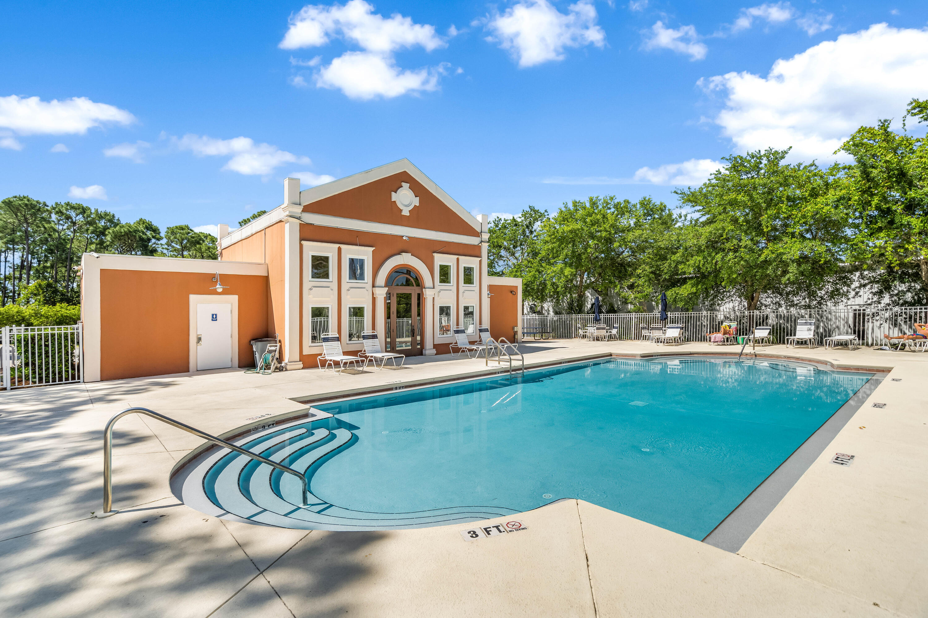 FRANGISTA BEACH - Residential