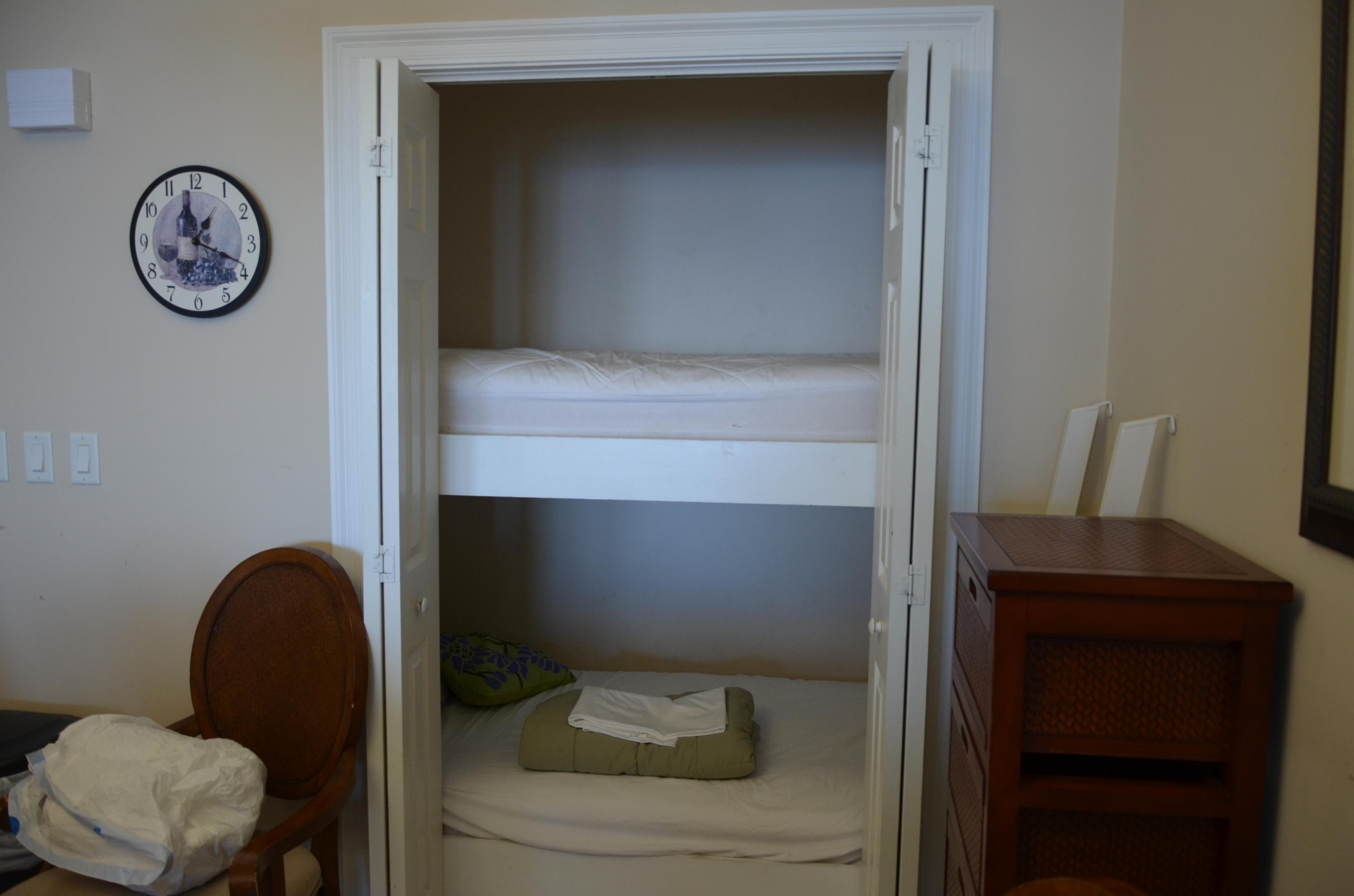 TREASURE ISLAND - Residential