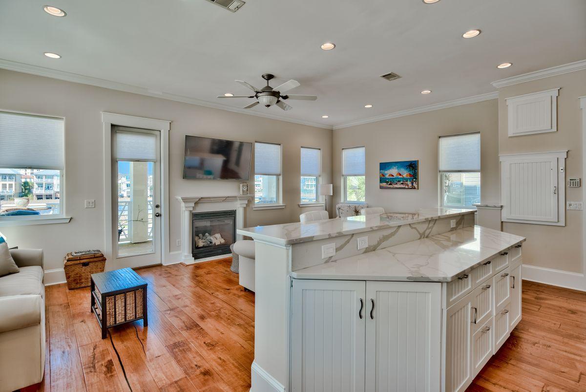 DESTIN POINTE - Residential