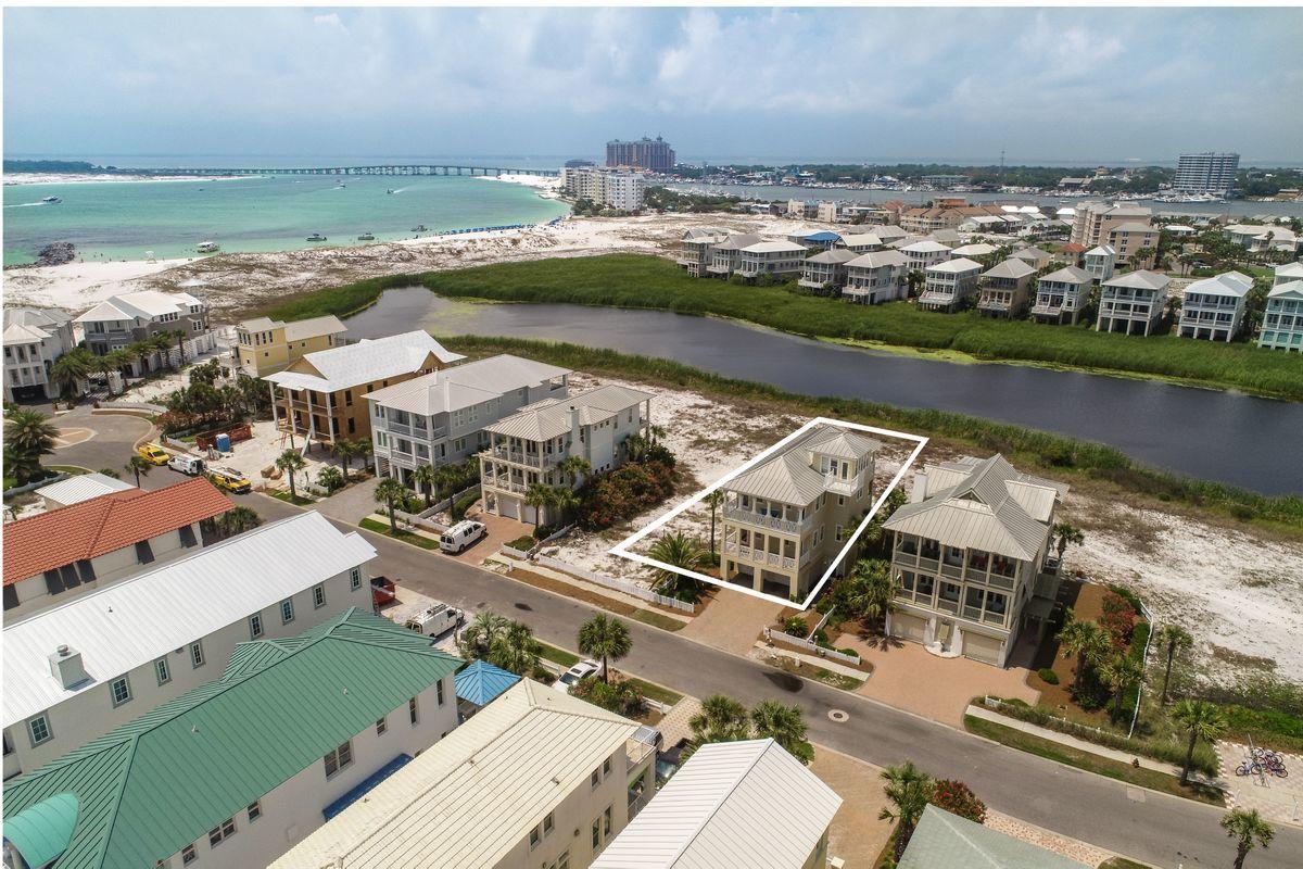 DESTIN POINTE - Residential