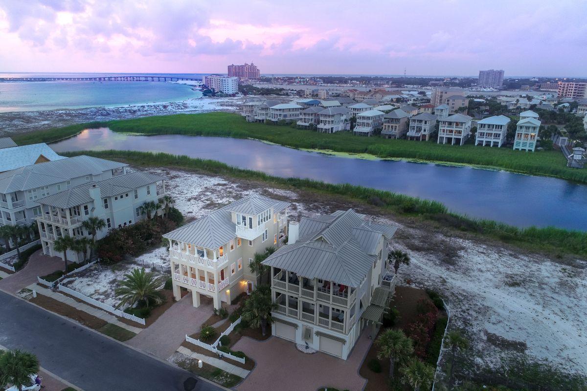 DESTIN POINTE - Residential