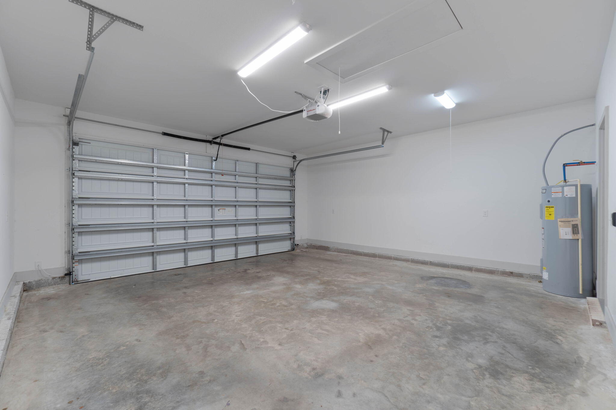 THE PINES - Residential Lease