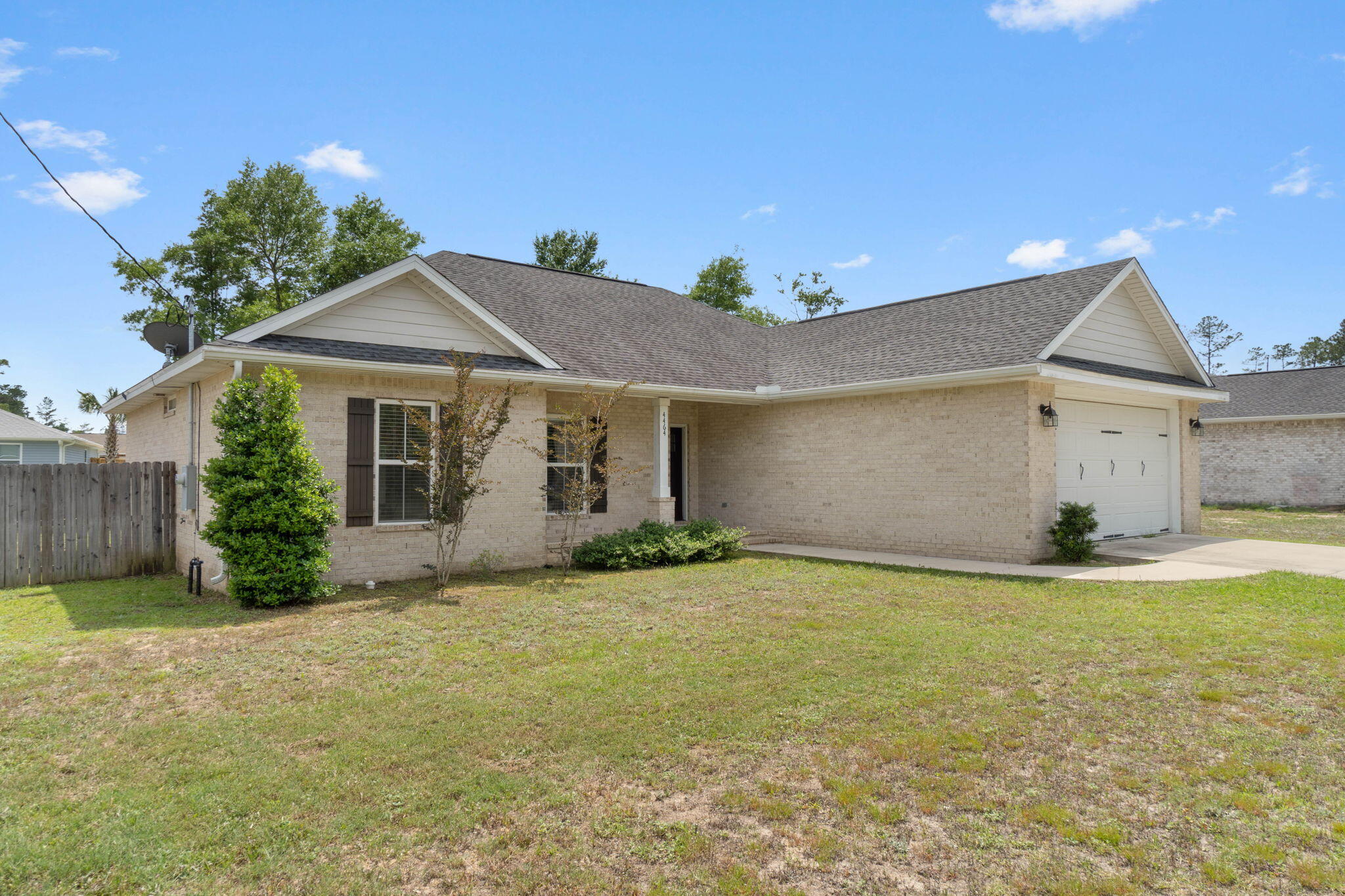 THE PINES - Residential Lease