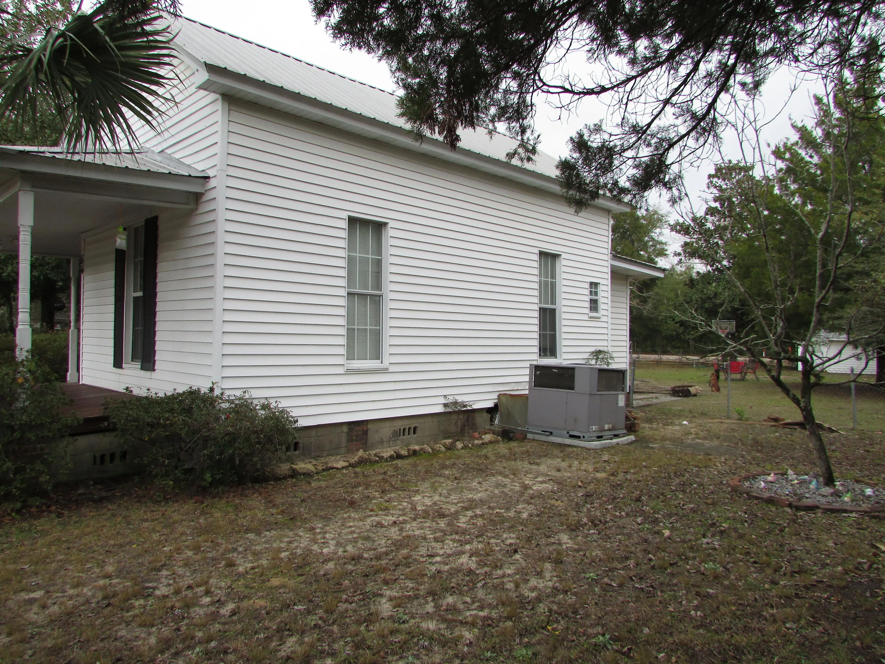 Defuniak Springs, Florida 32435, United States, 3 Bedrooms Bedrooms, ,2 BathroomsBathrooms,Residential,Active,21138