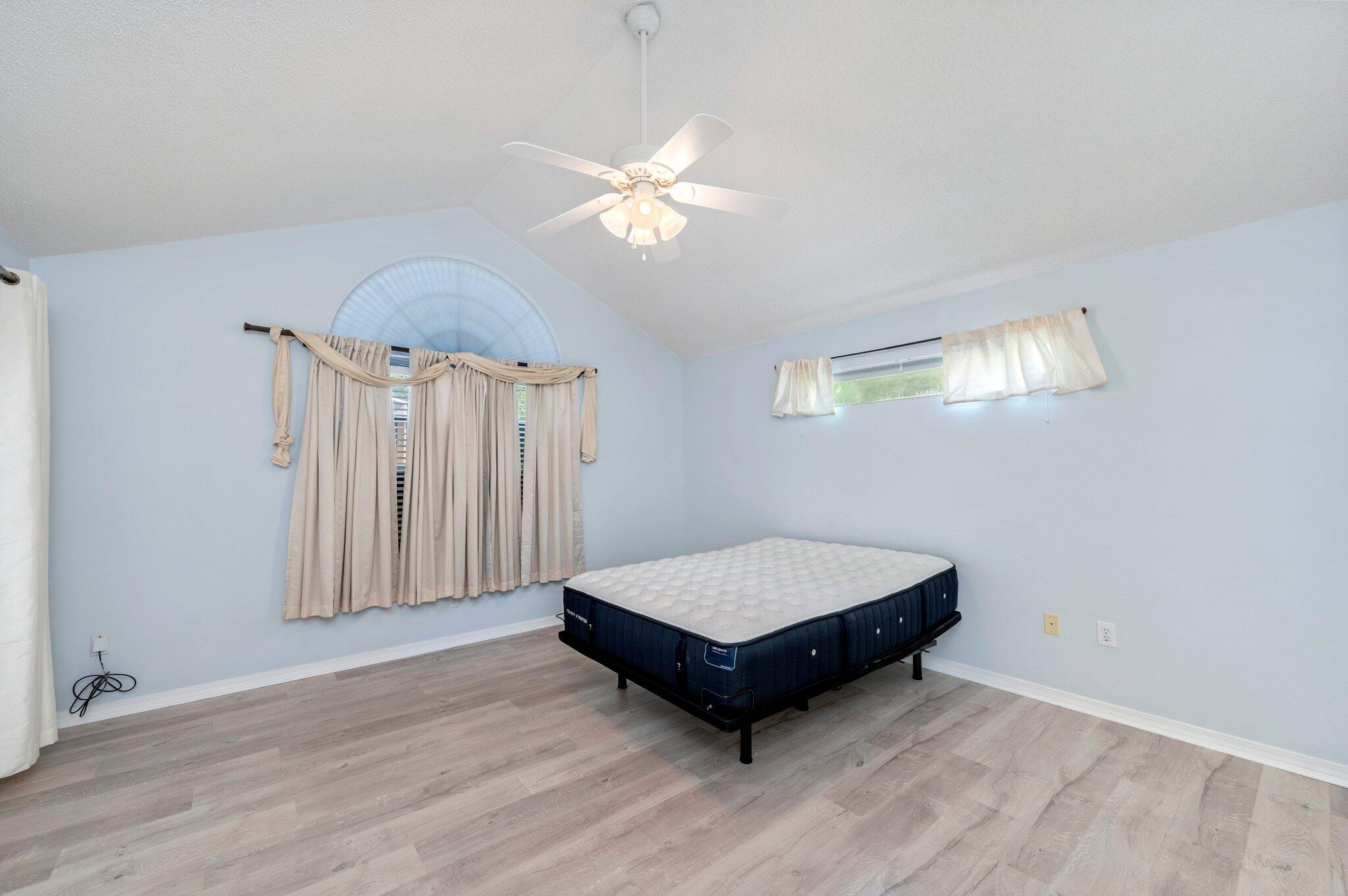 MOSSY COVE - Residential