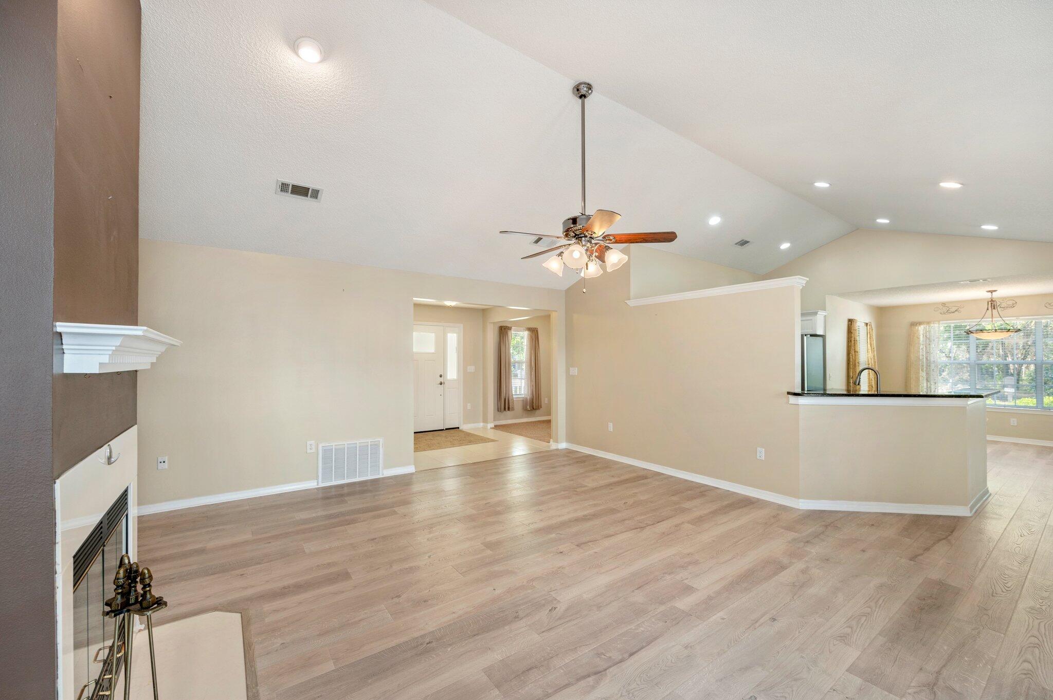 MOSSY COVE - Residential