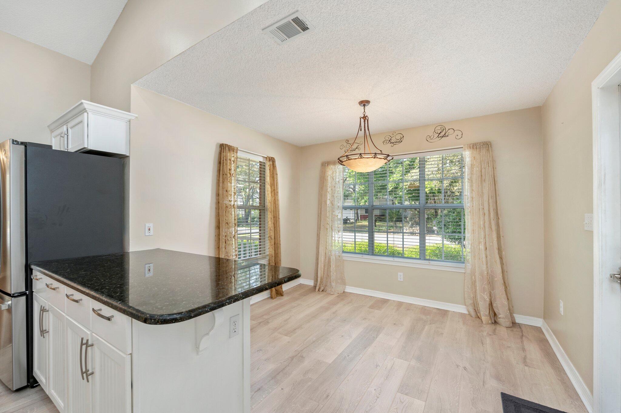 MOSSY COVE - Residential