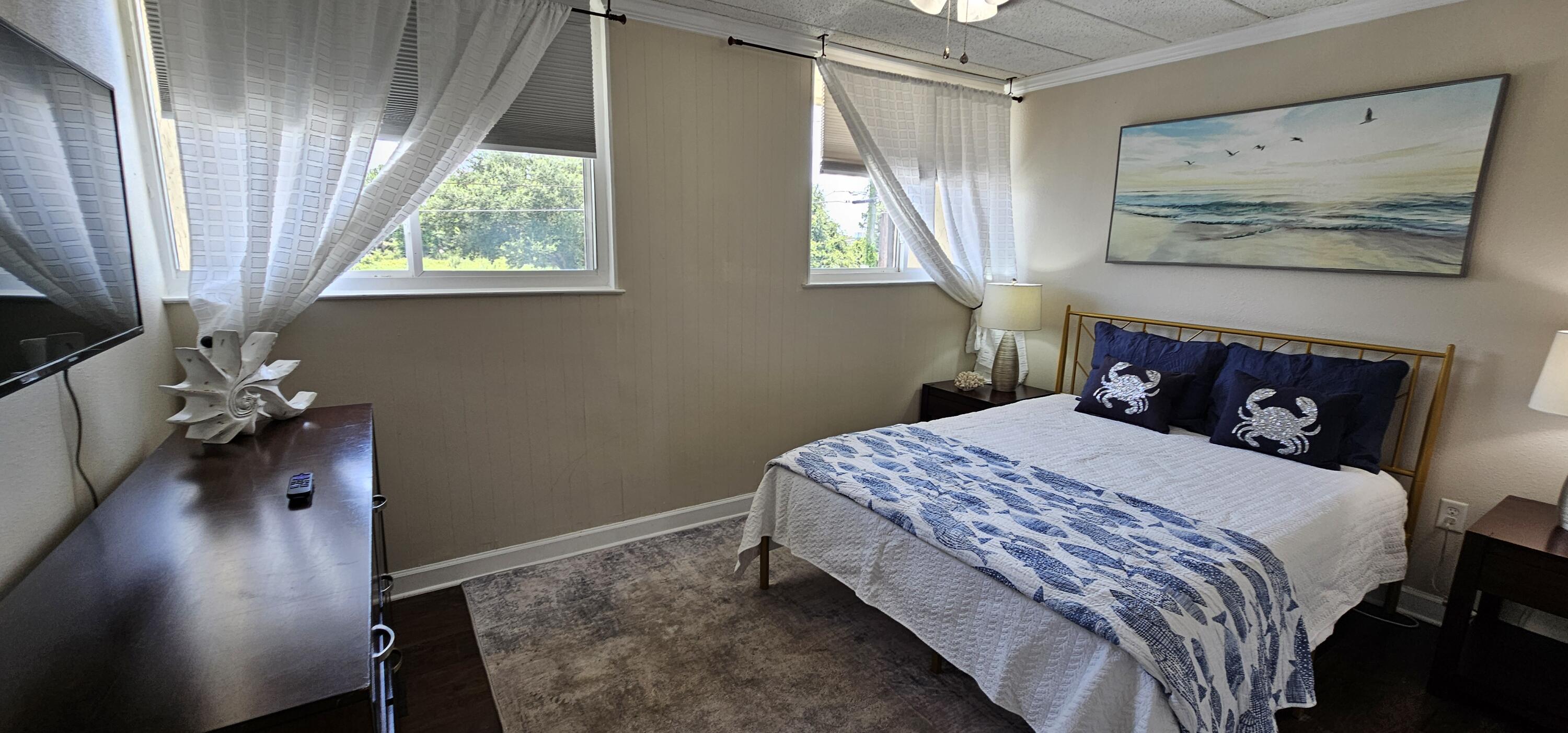 MISTY BREEZE - Residential Lease