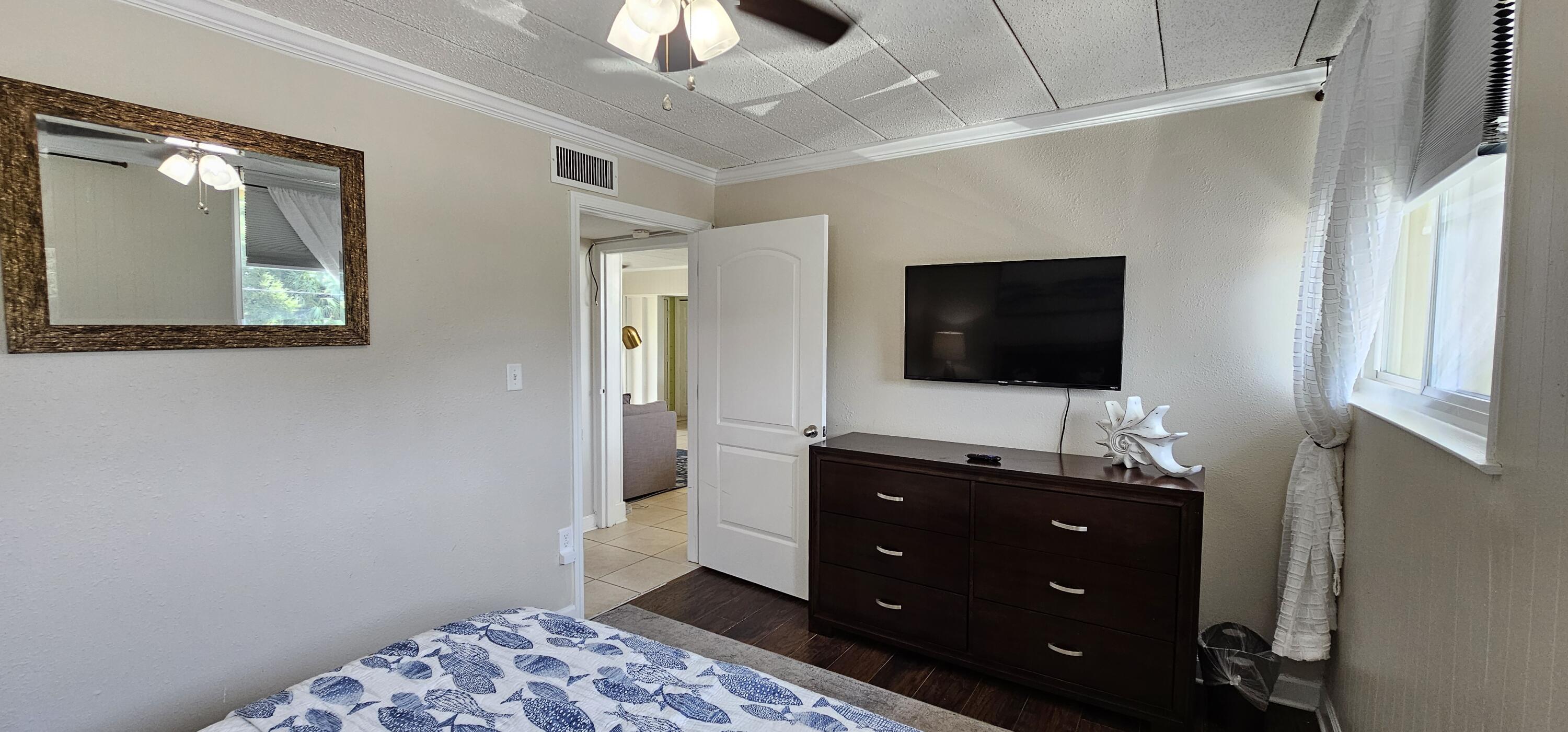 MISTY BREEZE - Residential Lease