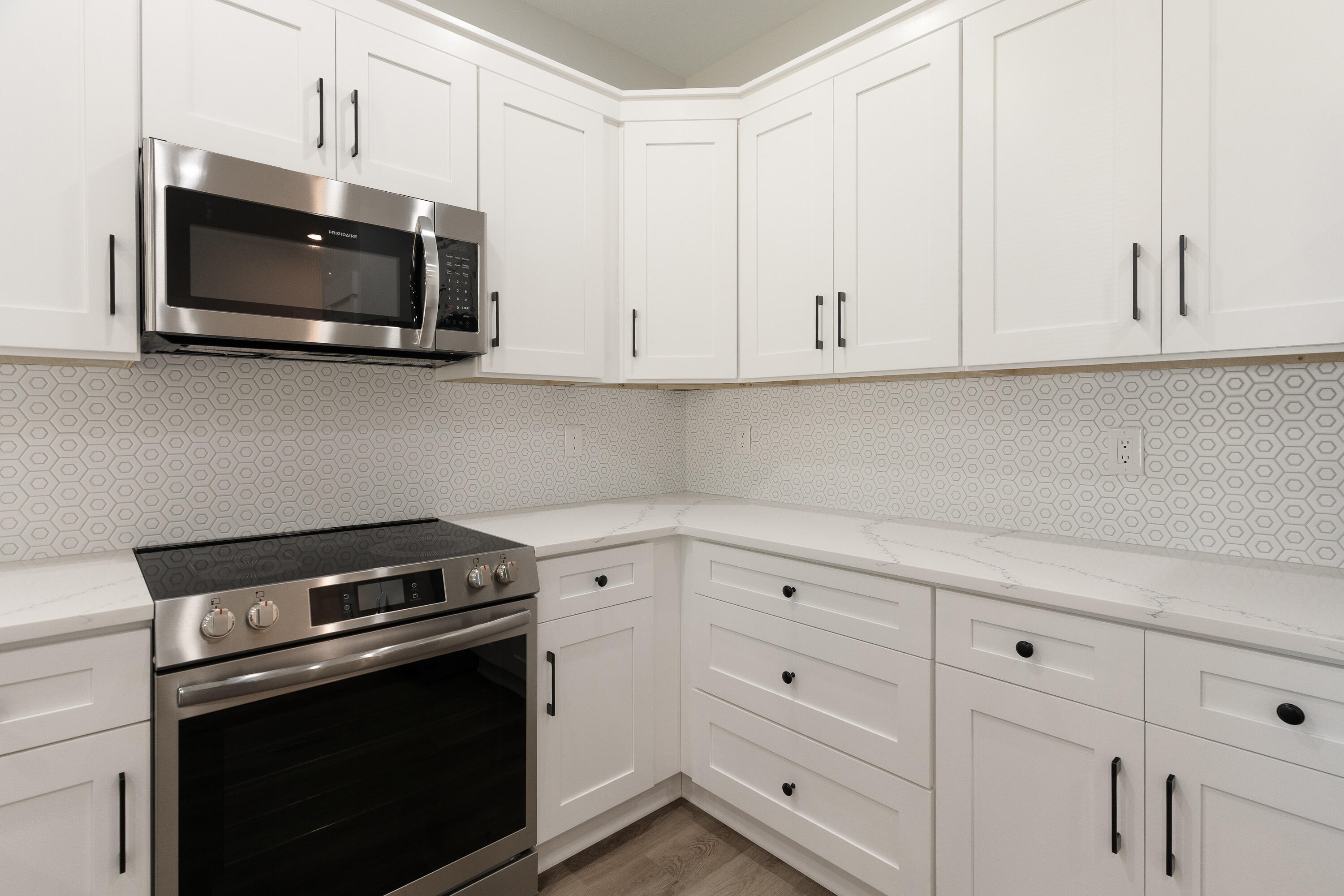 1ST ADD N HILL GARDENS LOT 7 BLK 10 - Residential