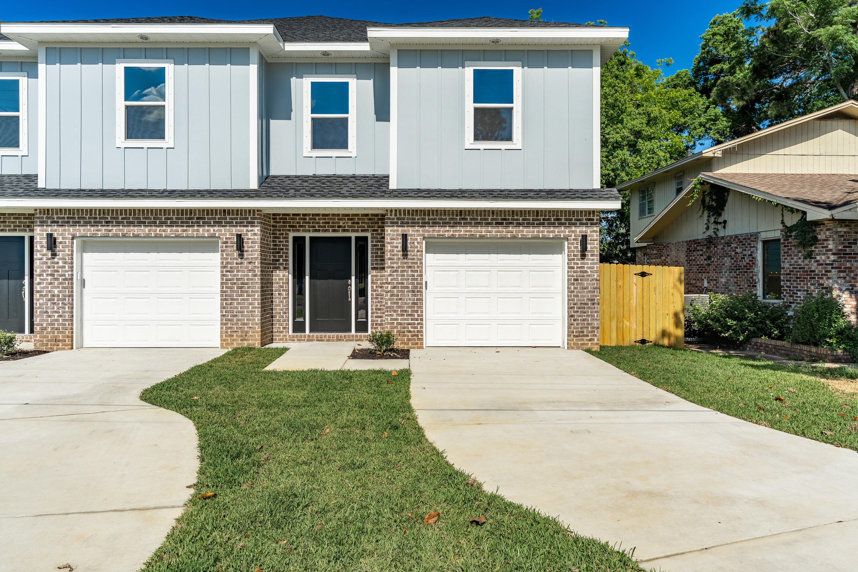 1ST ADD N HILL GARDENS LOT 7 BLK 10 - Residential