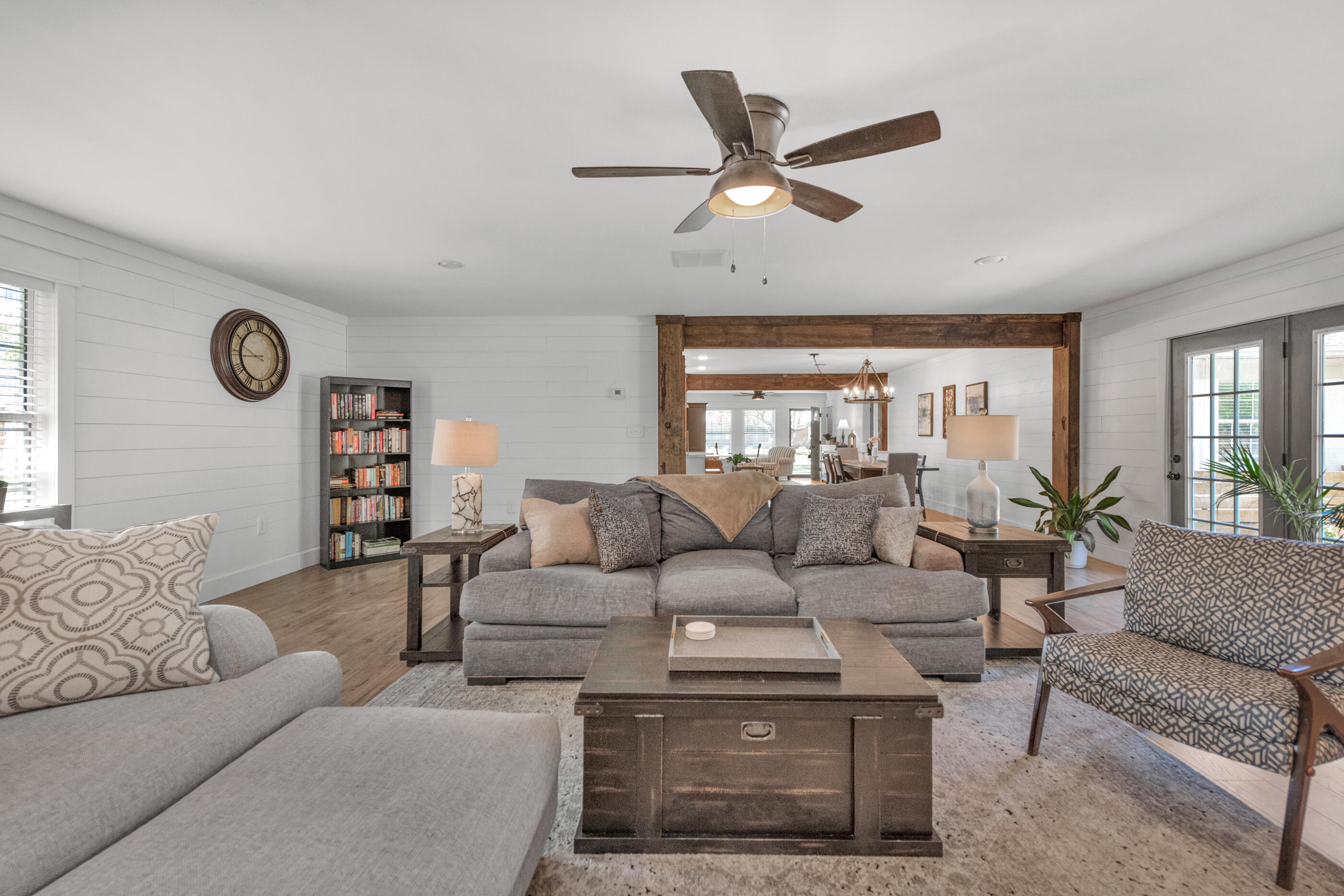 BAYOU WOODS - Residential