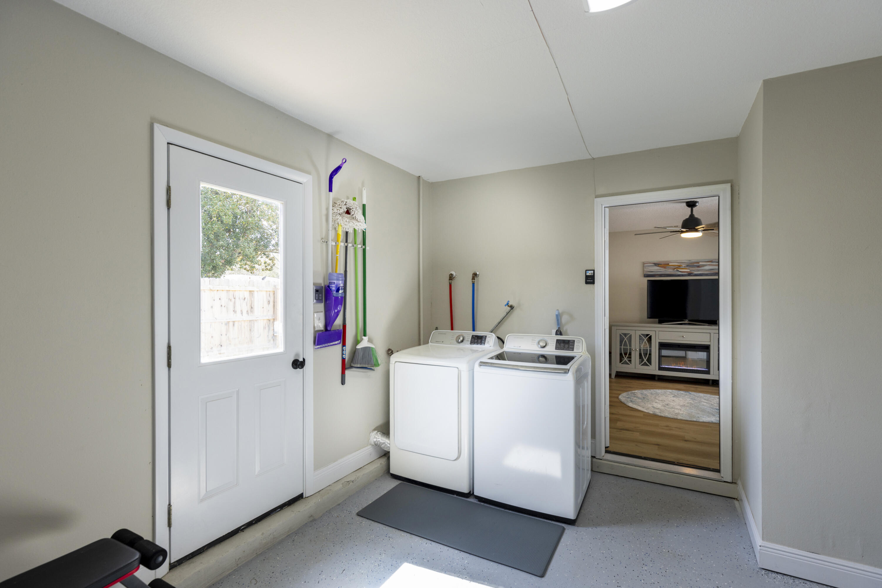 Port Dixie - Residential