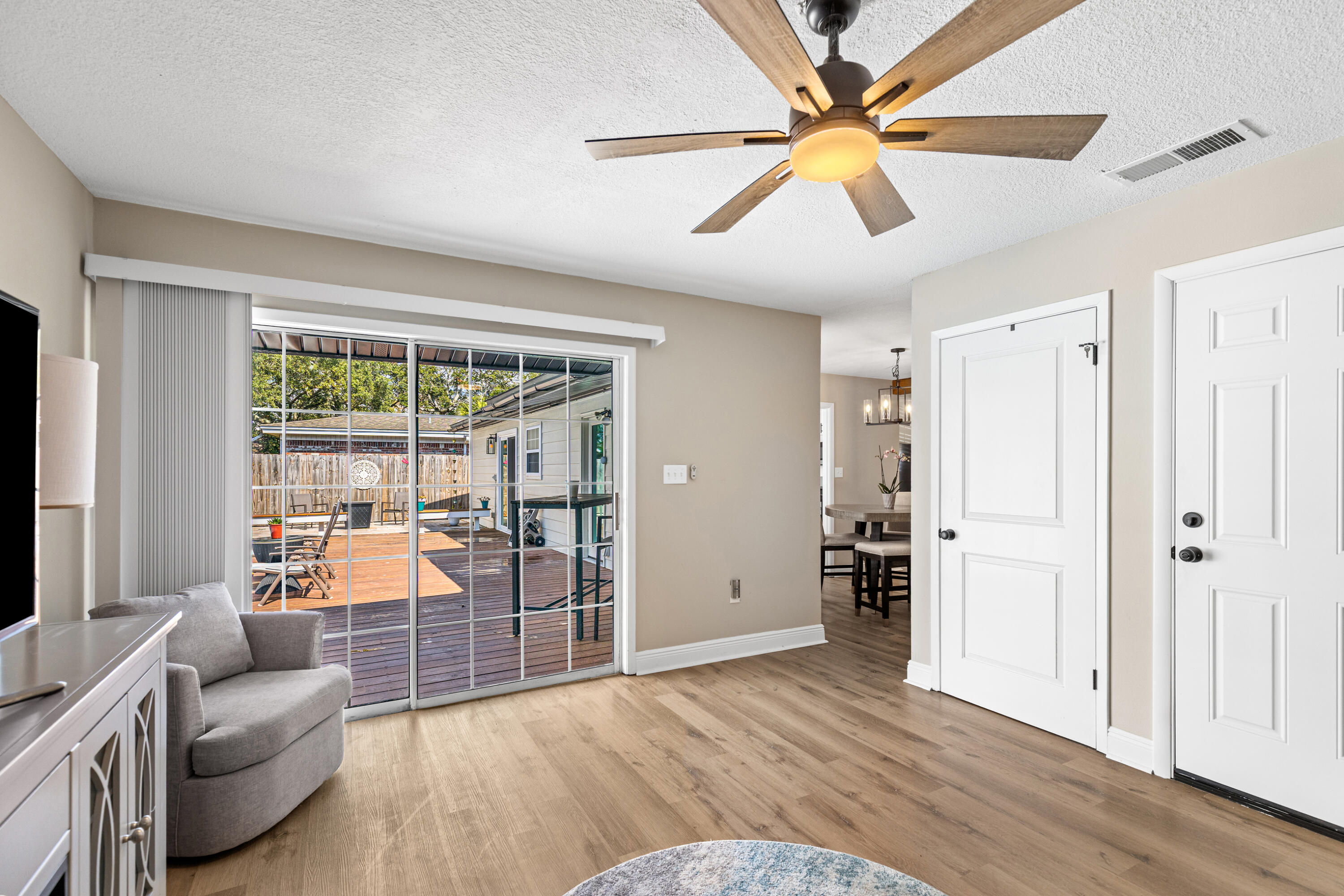 Port Dixie - Residential