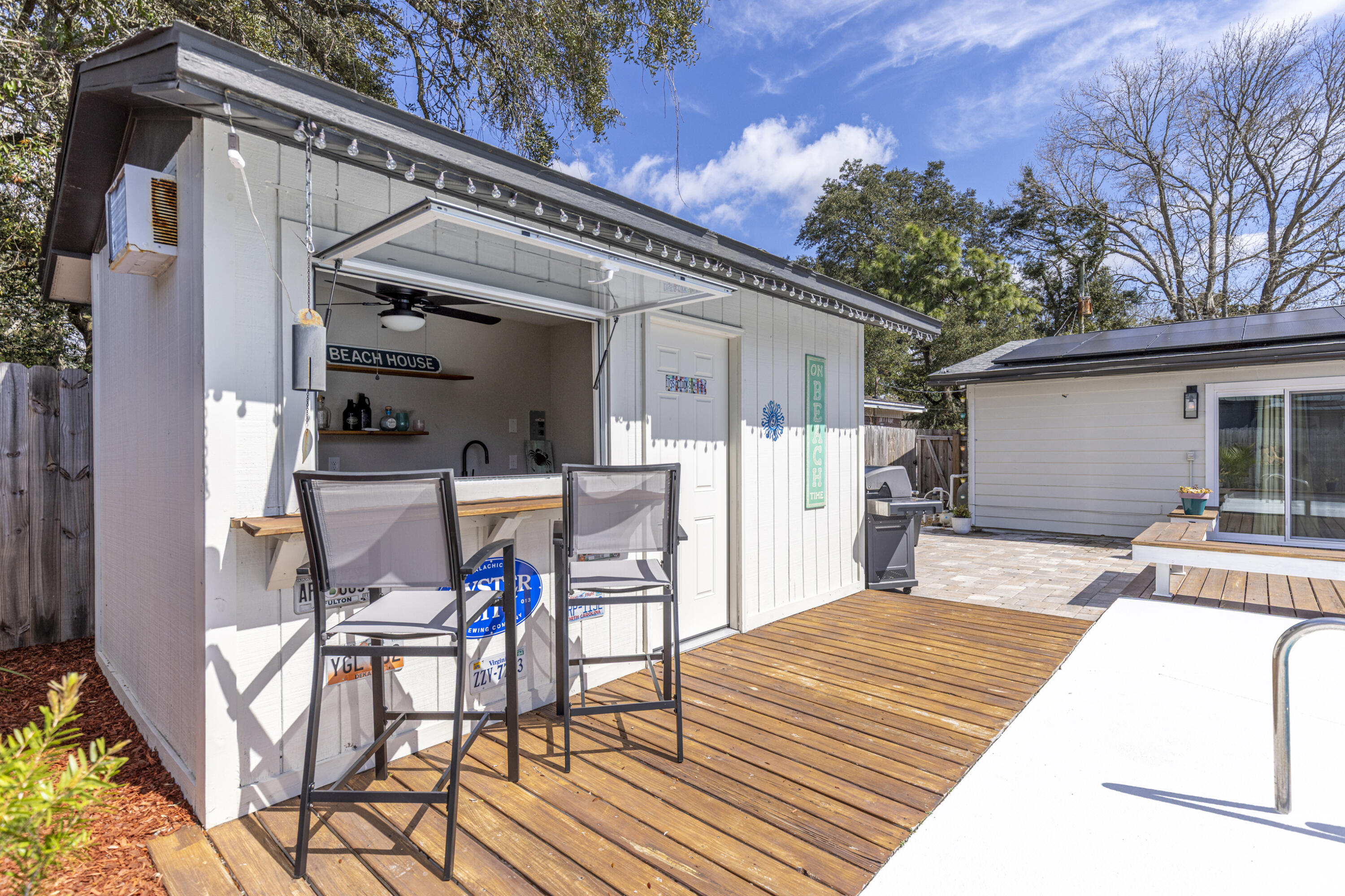 Port Dixie - Residential