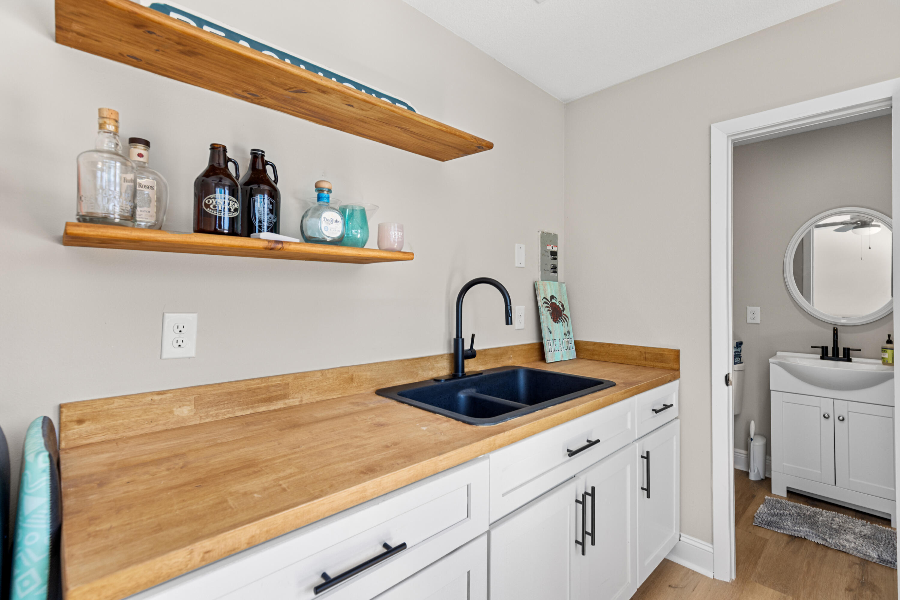 Port Dixie - Residential