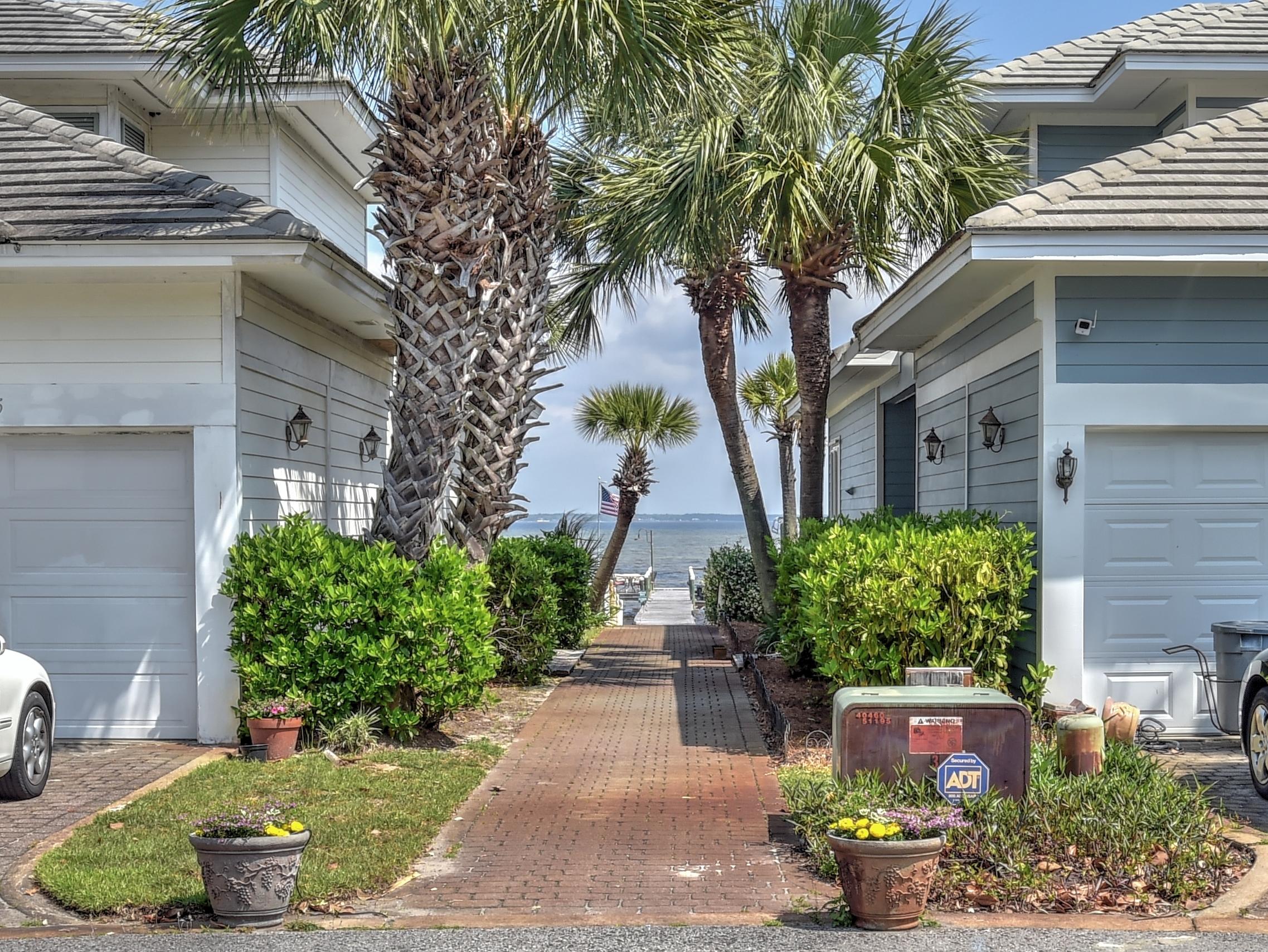 BAYSHORE GARDENS - Residential