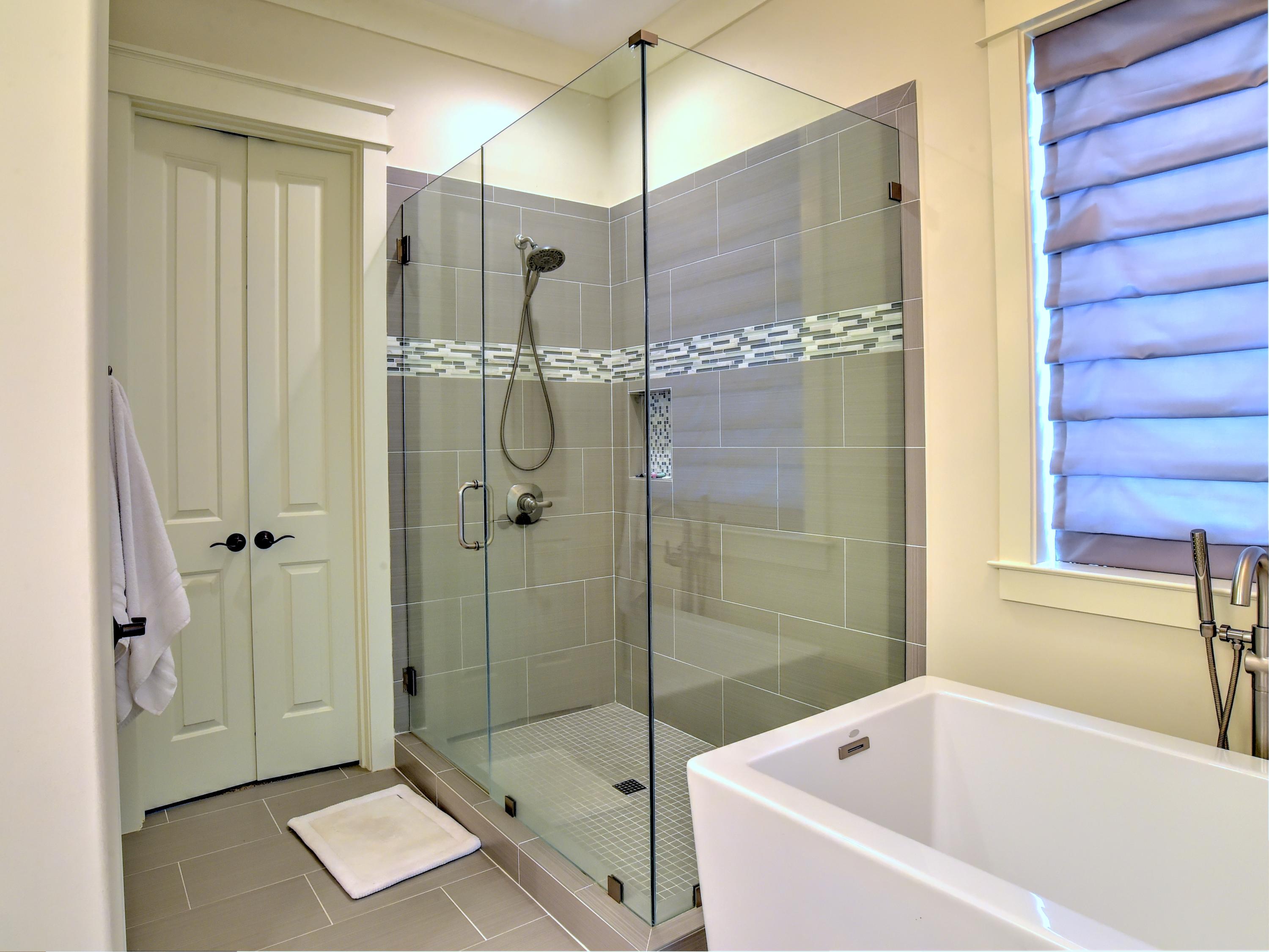 BAYSHORE GARDENS - Residential