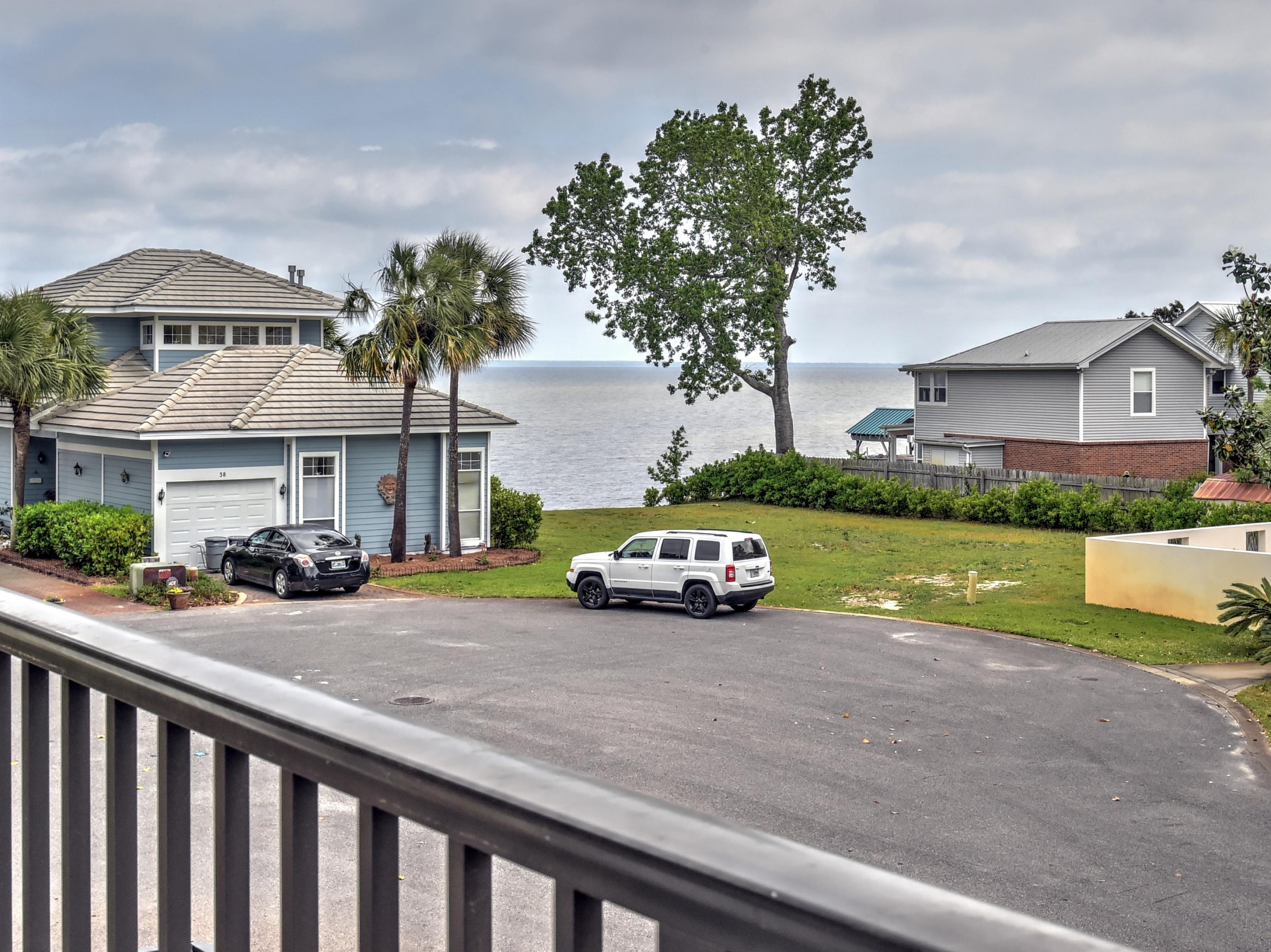 BAYSHORE GARDENS - Residential