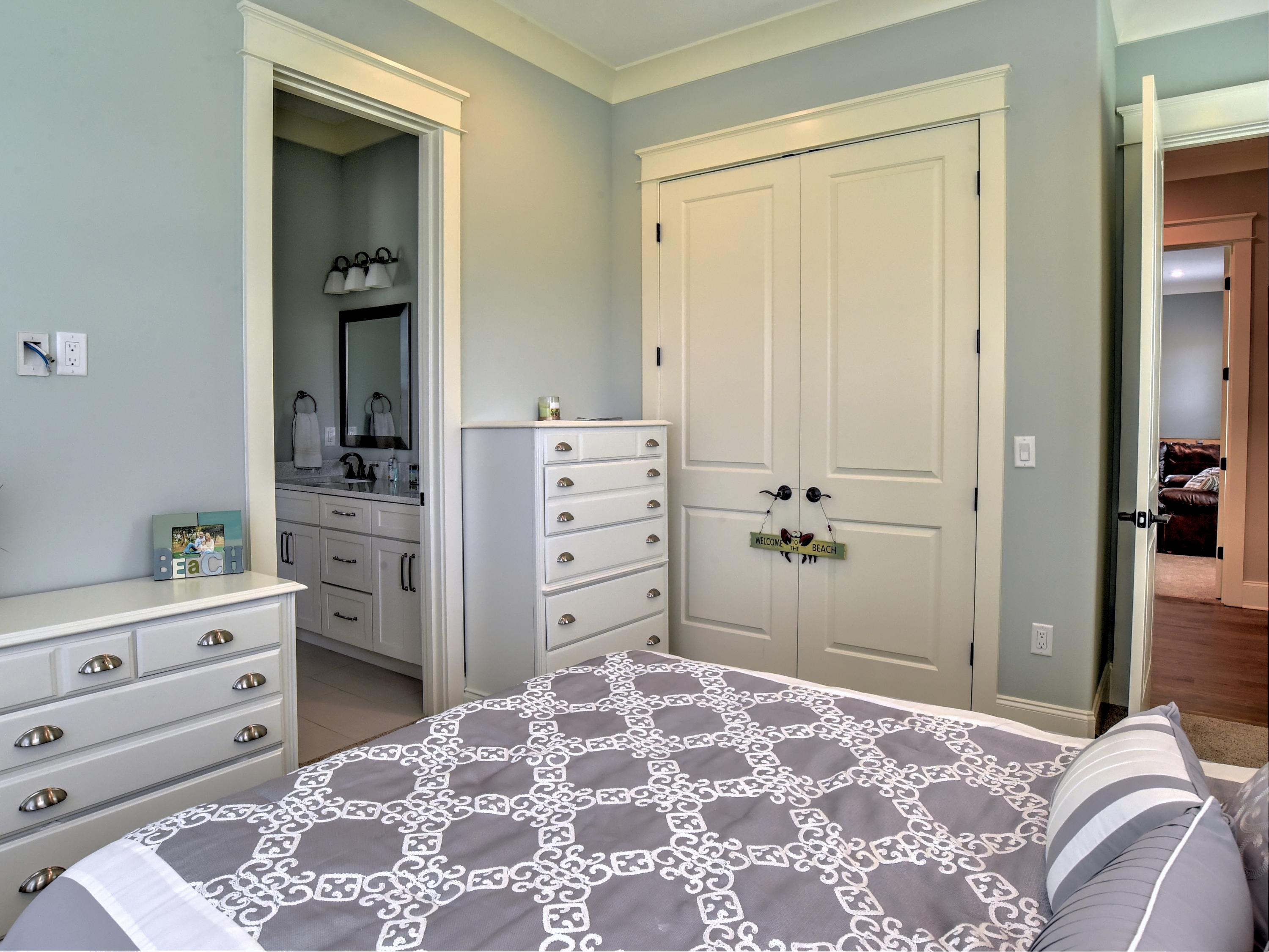 BAYSHORE GARDENS - Residential