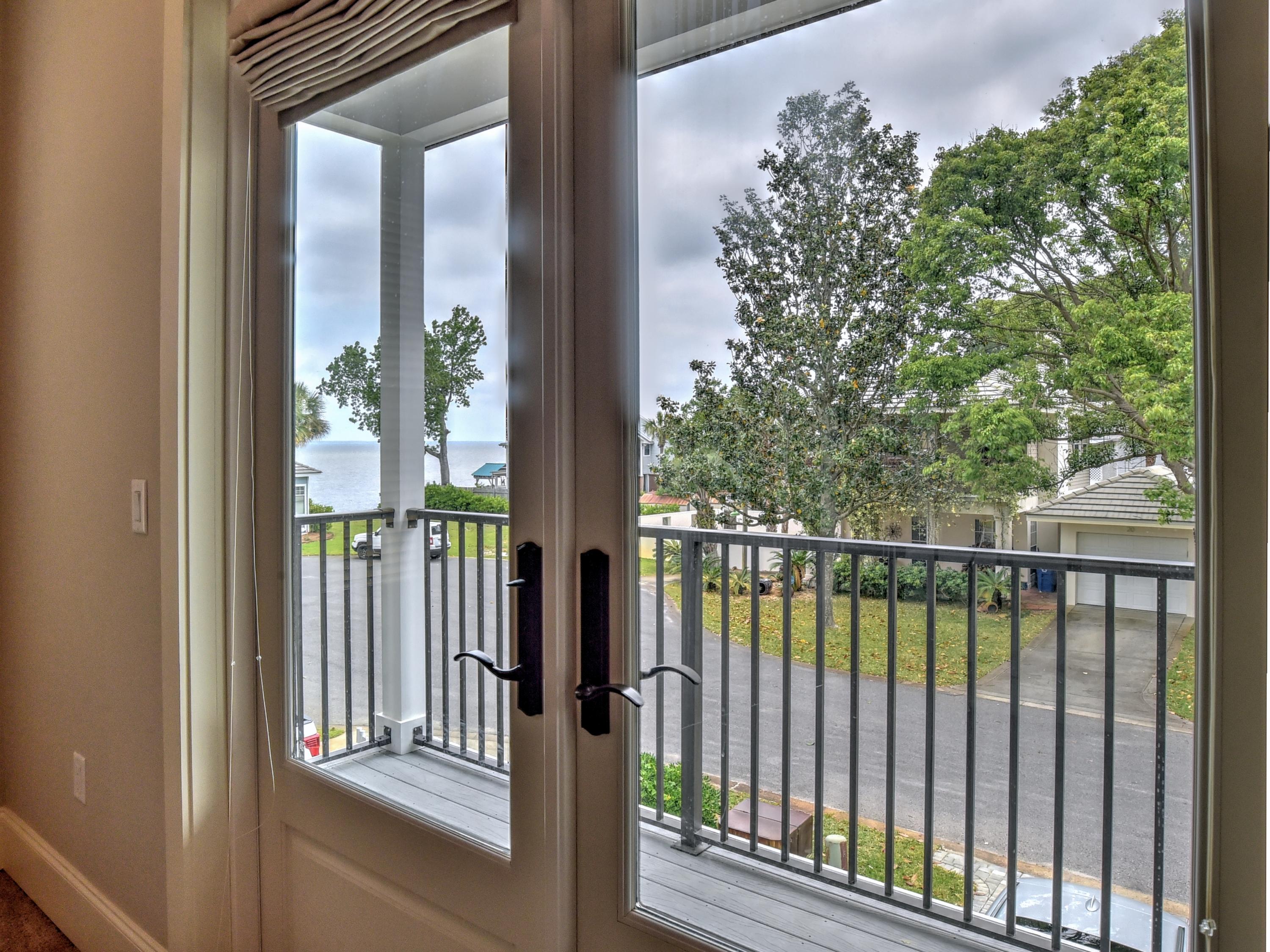 BAYSHORE GARDENS - Residential