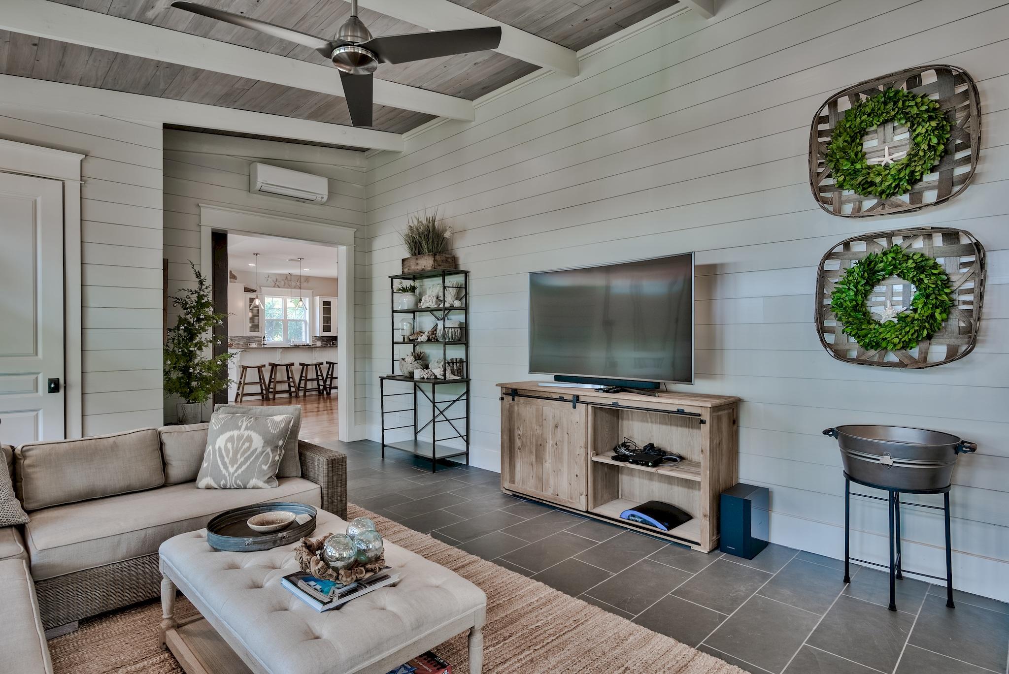 THE HAMMOCKS OF SEAGROVE - Residential