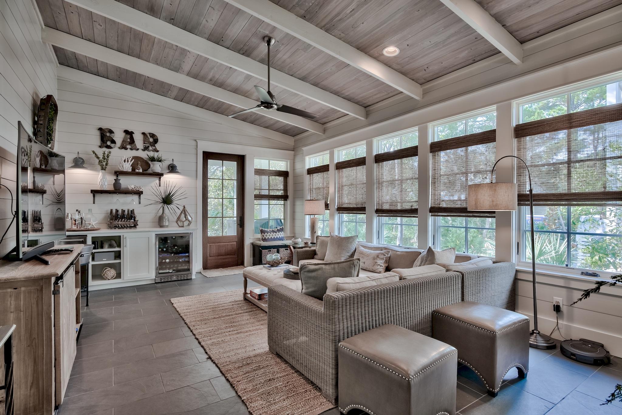 THE HAMMOCKS OF SEAGROVE - Residential