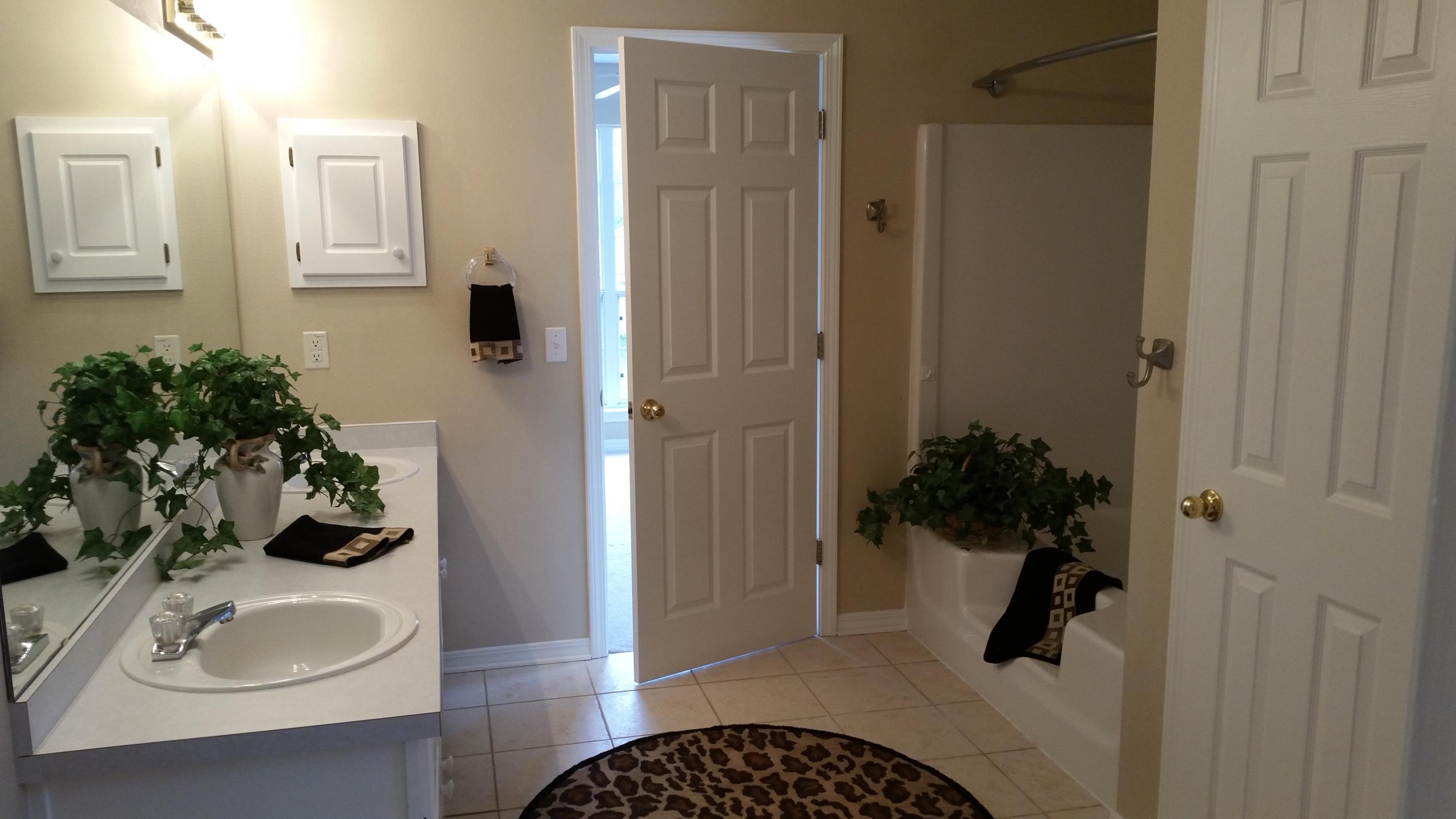 EMERALD VILLAGE S/D - Residential