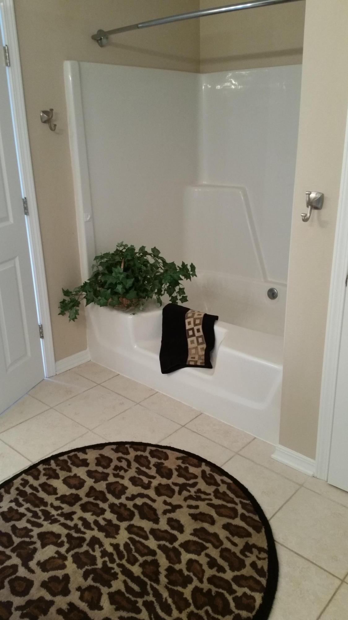 EMERALD VILLAGE S/D - Residential