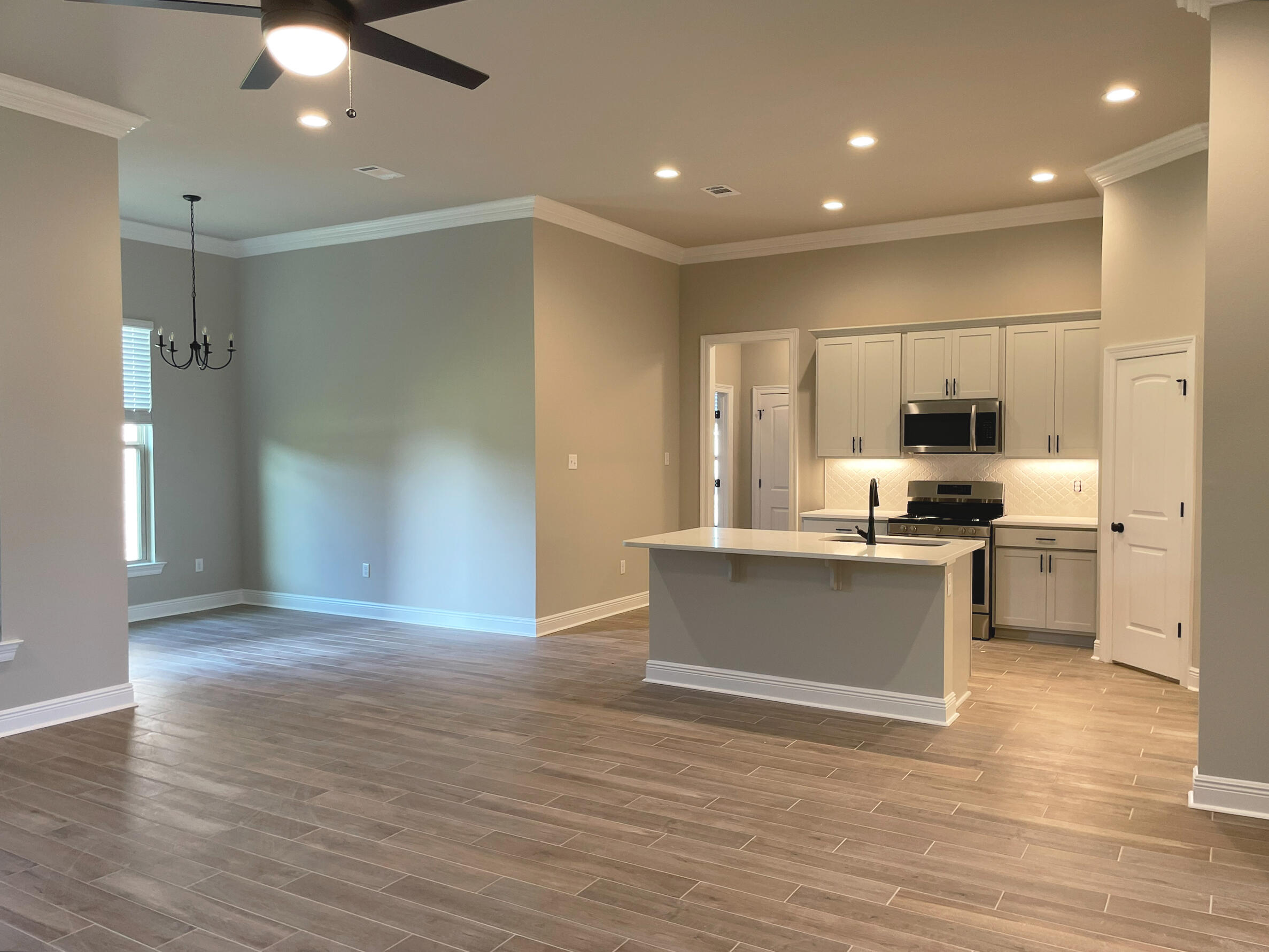 THE BLUFFS AT LAFAYETTE - Residential