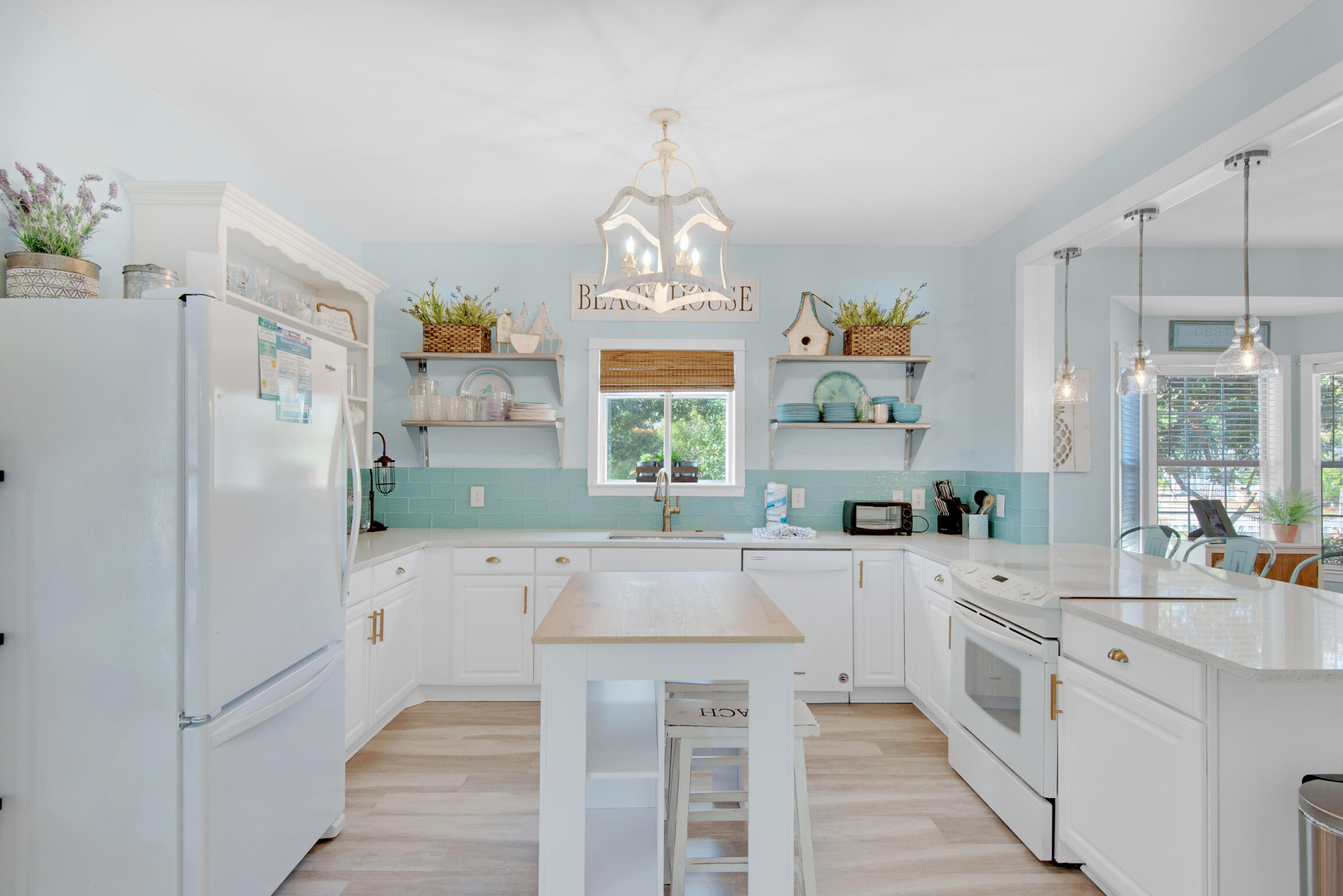 CRYSTAL BEACH - Residential