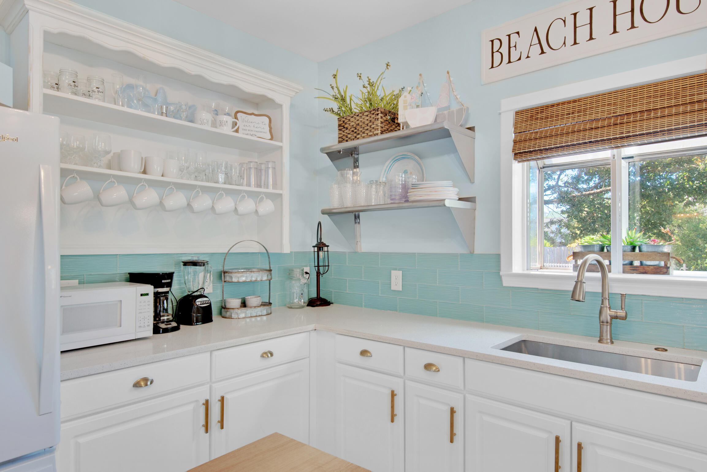 CRYSTAL BEACH - Residential