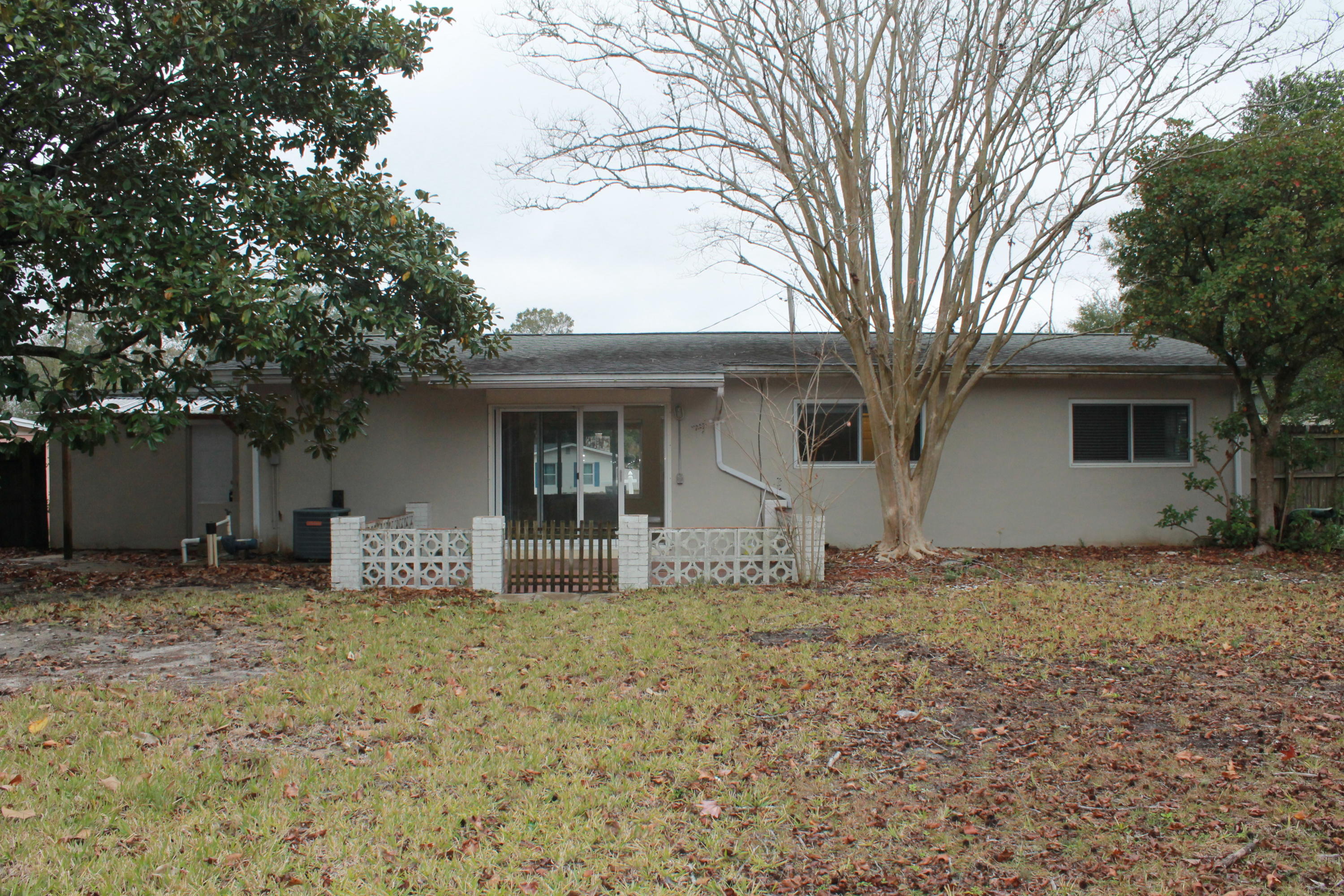 OAK TREE PARK - Residential