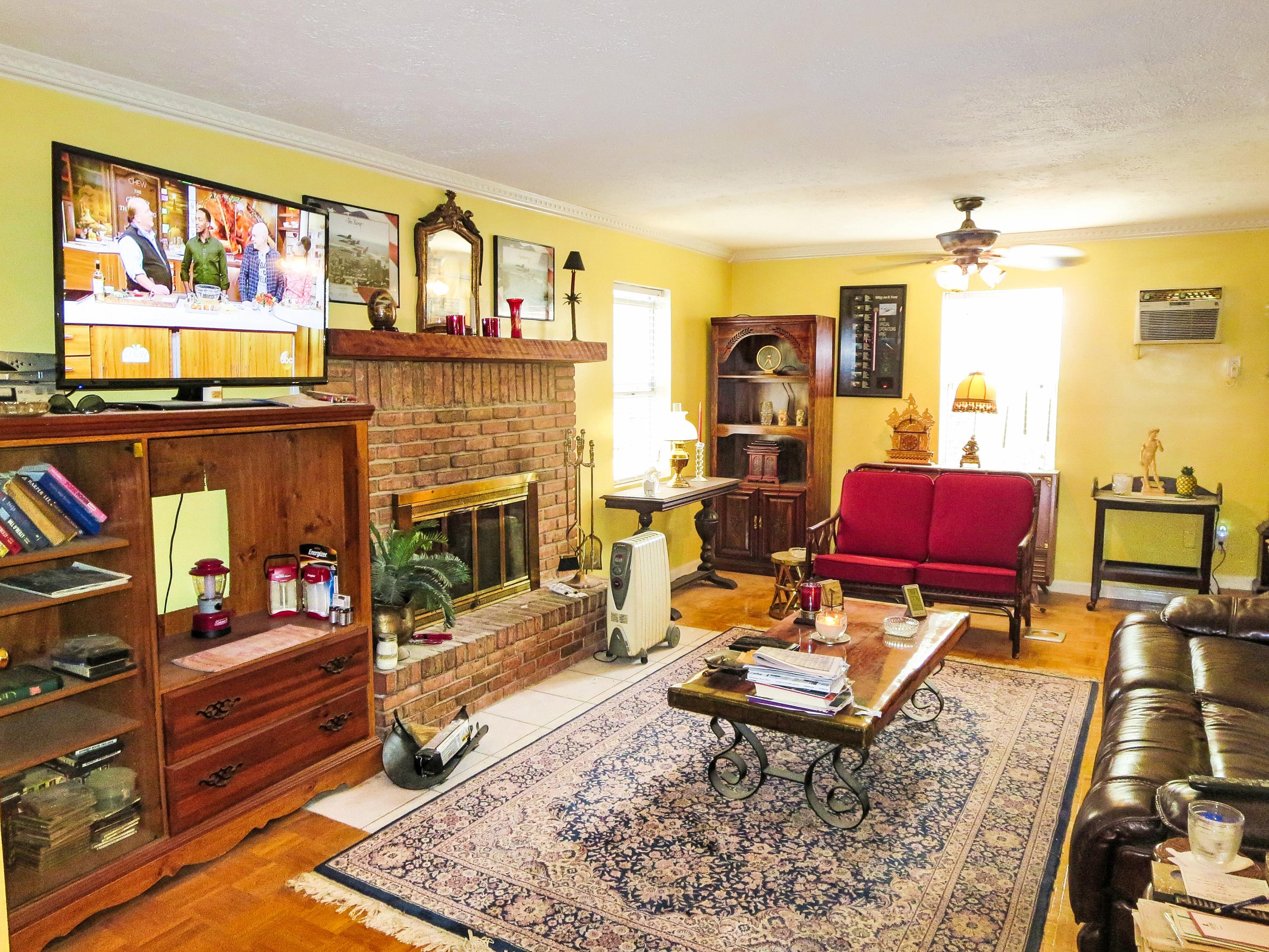 ELLIOTTS POINT 10TH ADDN - Residential