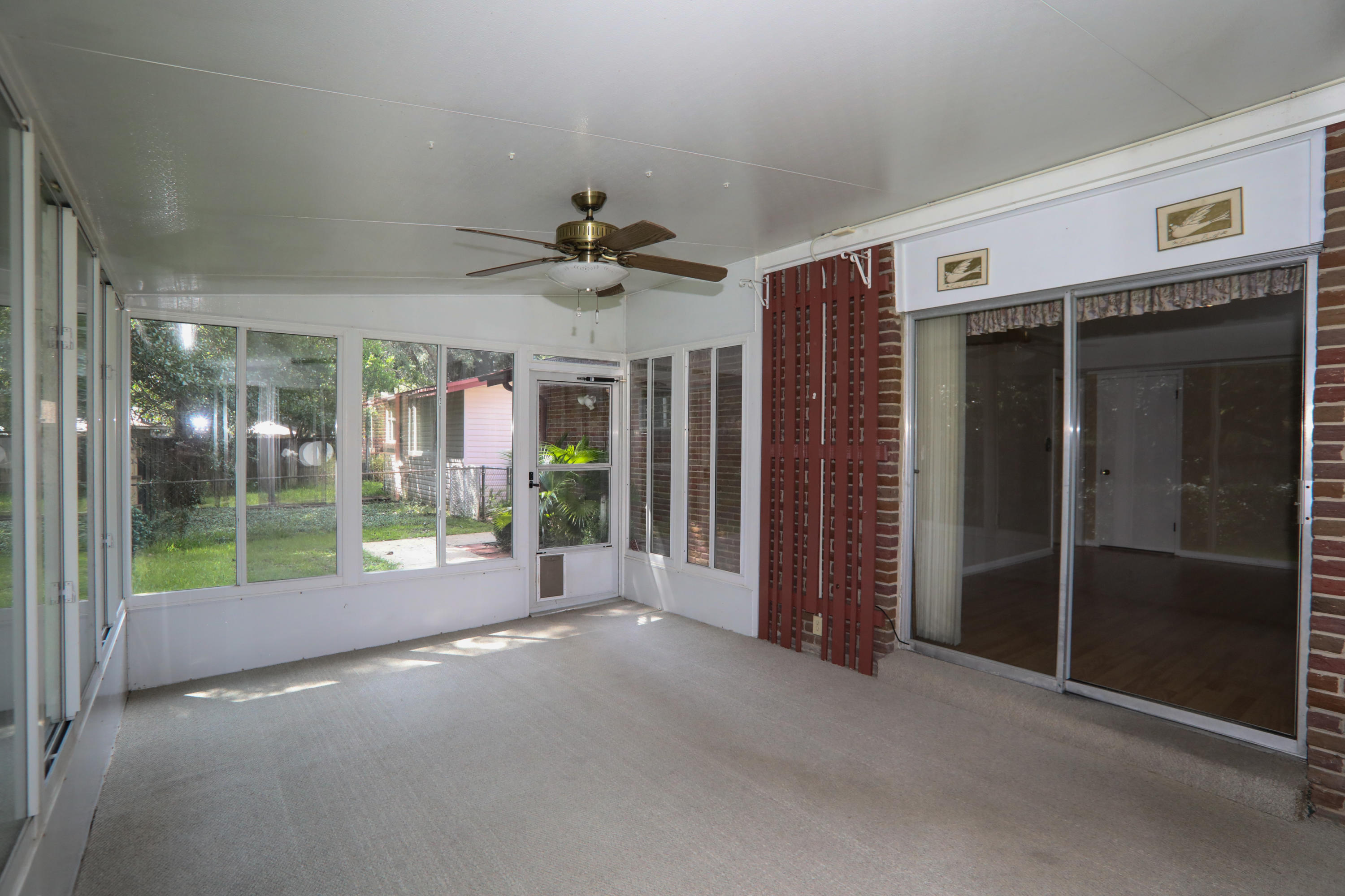 BAYOU POQUITO - Residential