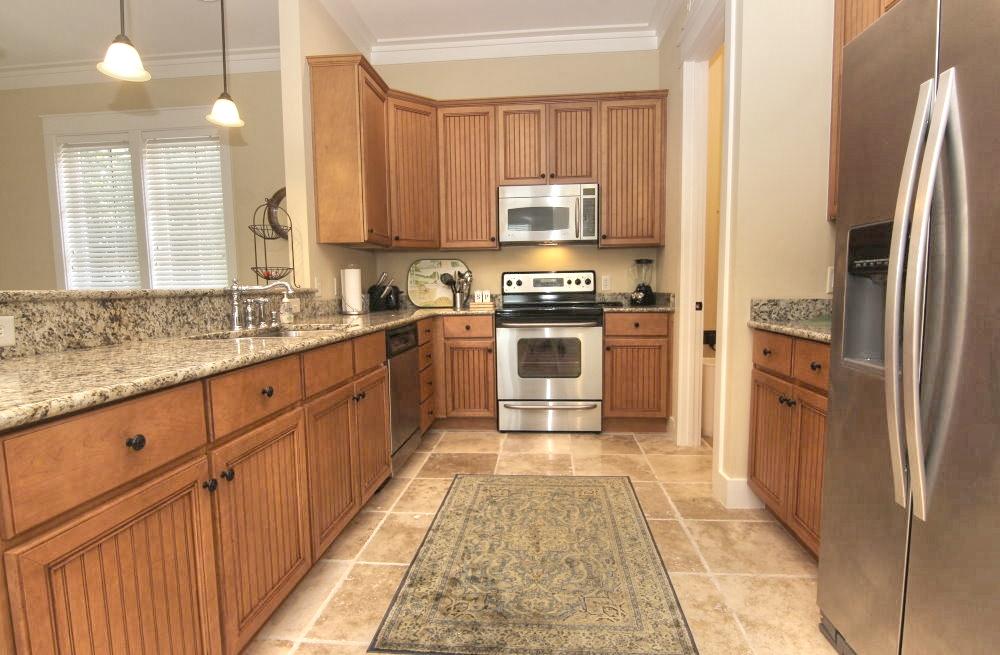 BUNGALOS AT SANDESTIN - Residential