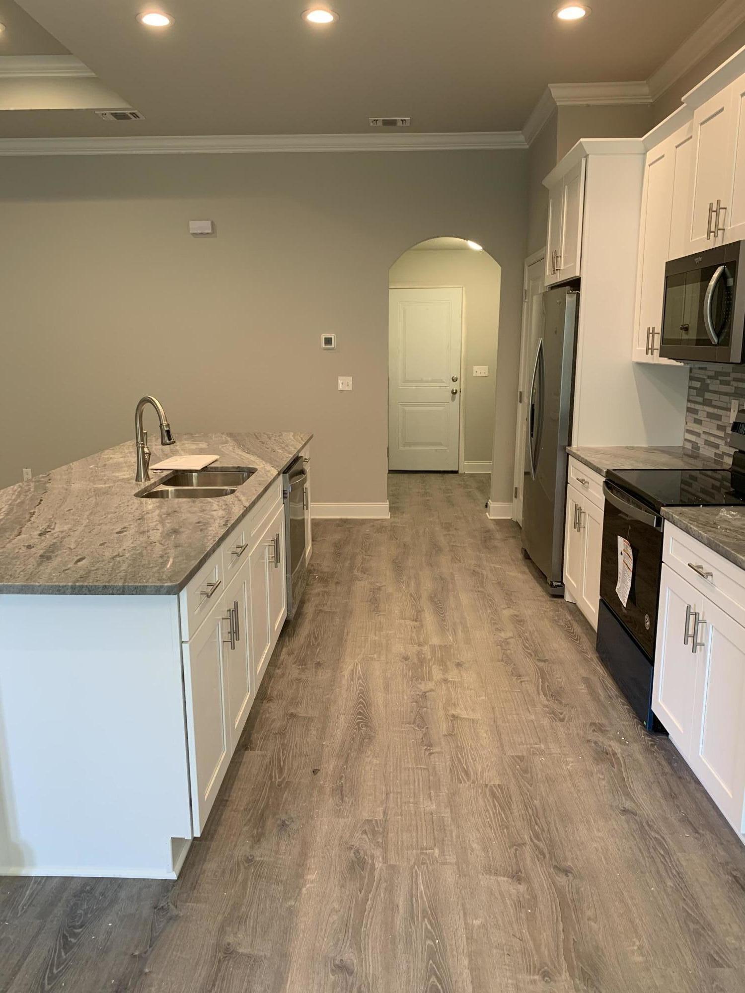 SEASHORE VILLAGE - Residential