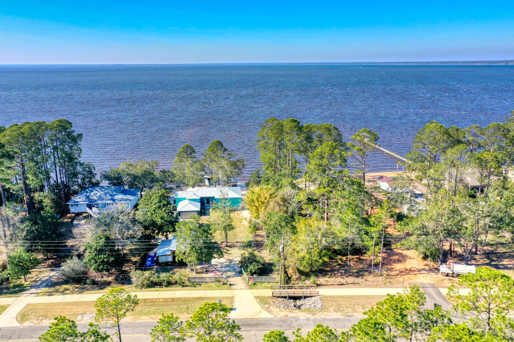 LAGNIAPPE BEACH - Residential