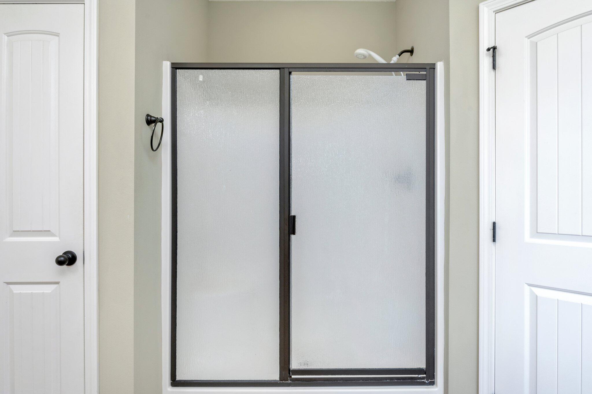 FOUR WINDS S/D - Residential